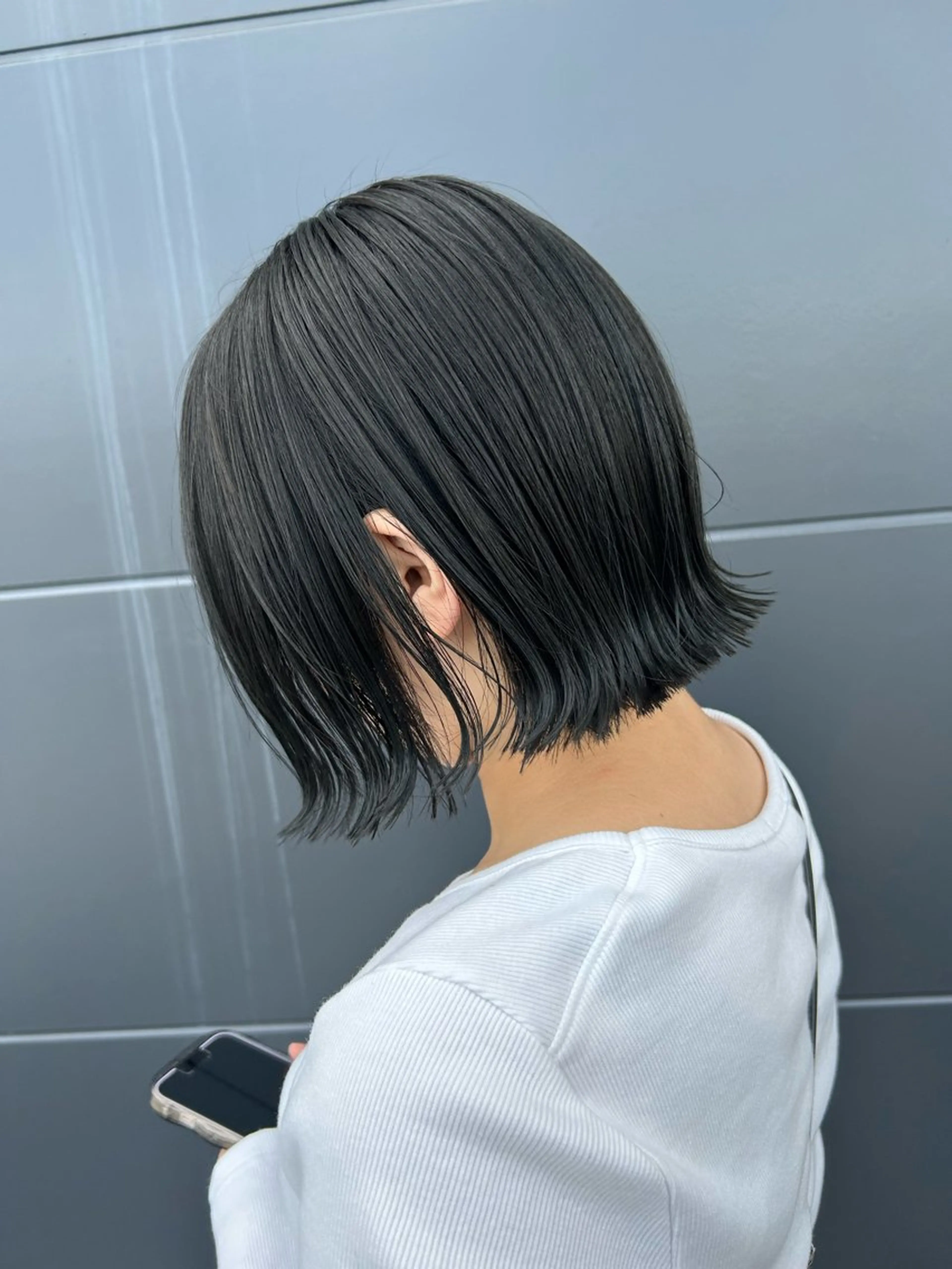 ミディアム カラー Emitas.　井上 真奈美のヘアスタイル