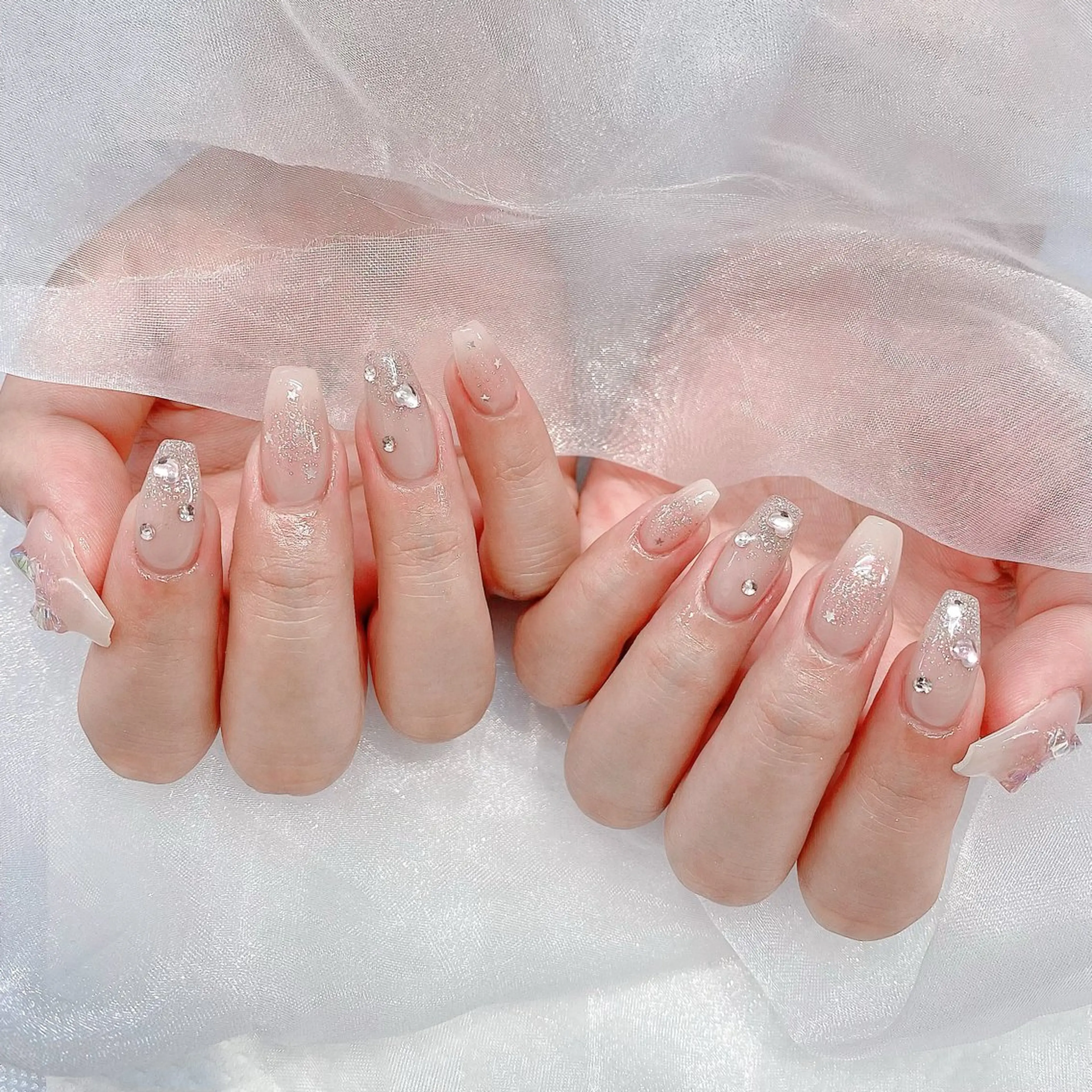 ネイル Annailsalon所属・E miのネイルデザイン