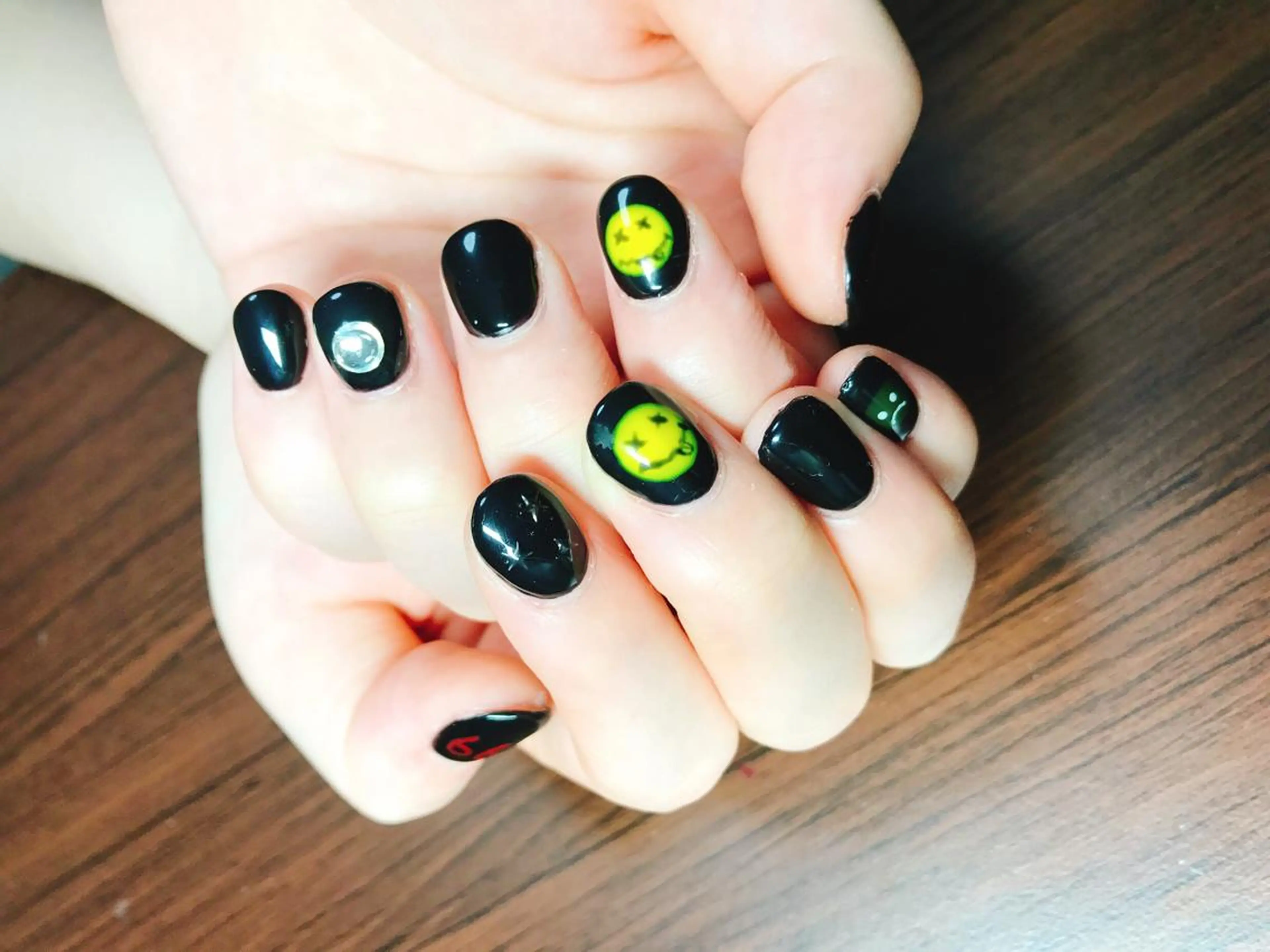 ネイル 【カメレオン】 上村 祥子のヘアスタイル