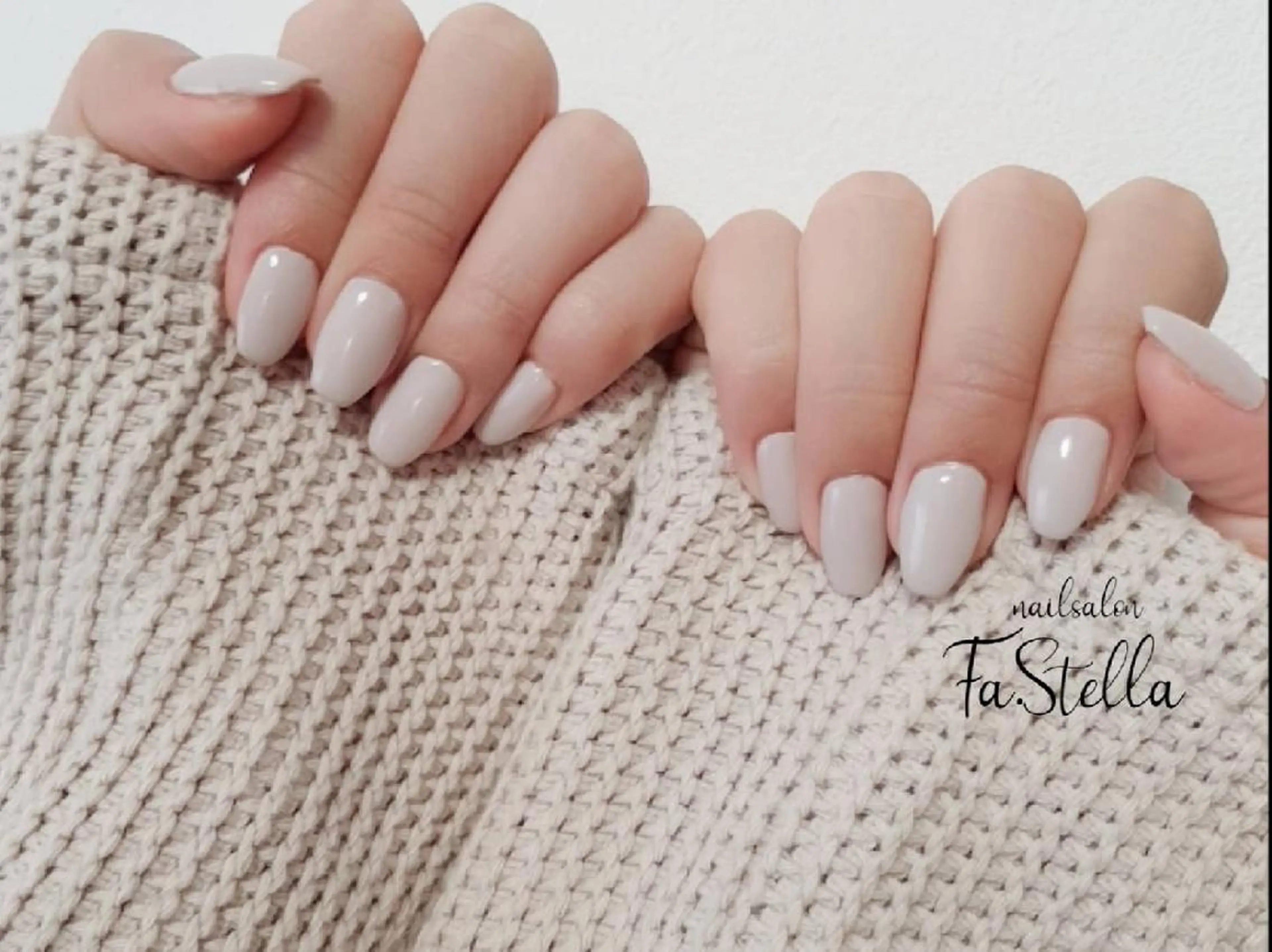 ネイル ワンカラーネイル ホワイト ハンドネイル Fa.Stella ファステラ のネイルデザイン
