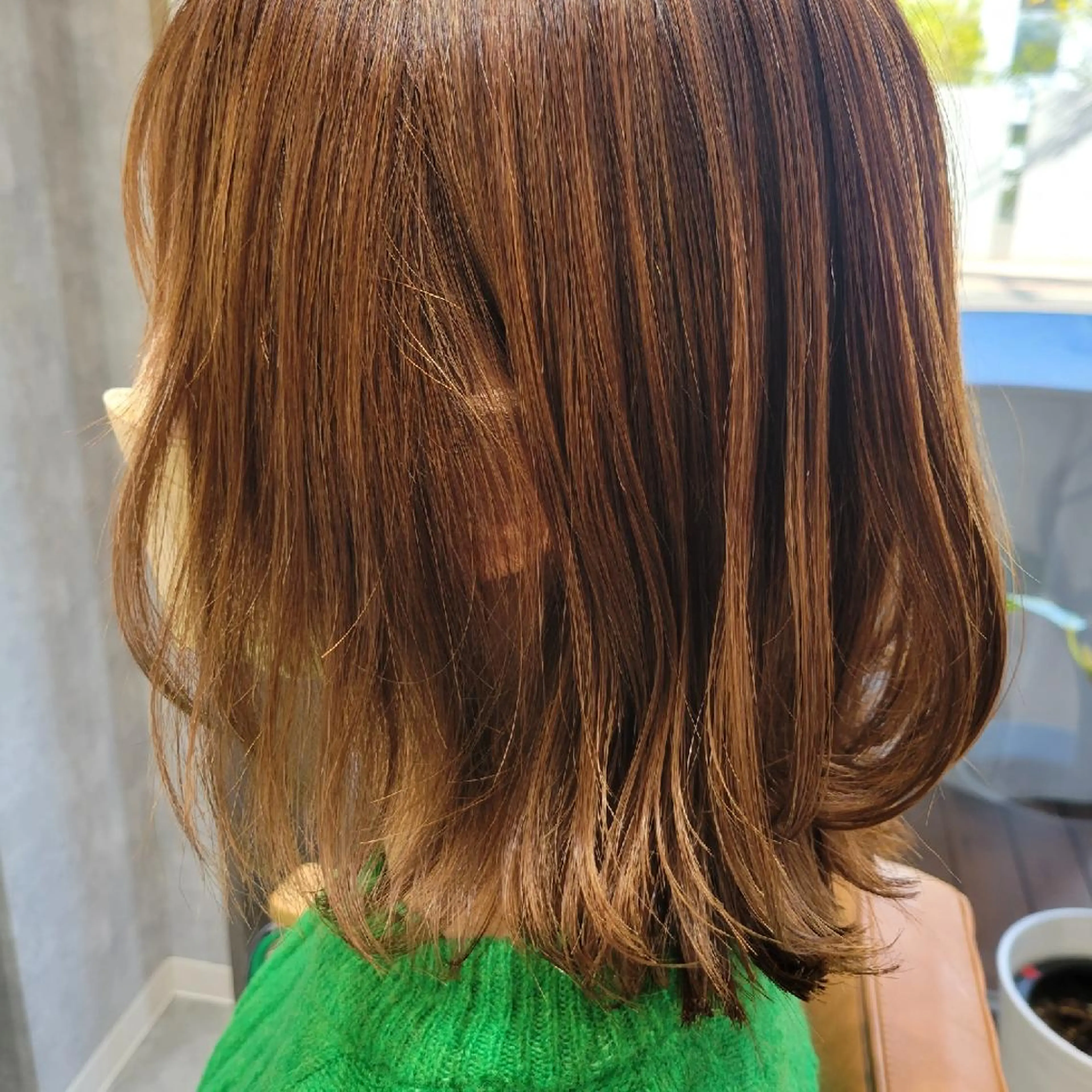 トレンドカラー＋カット＋トリートメントの写真