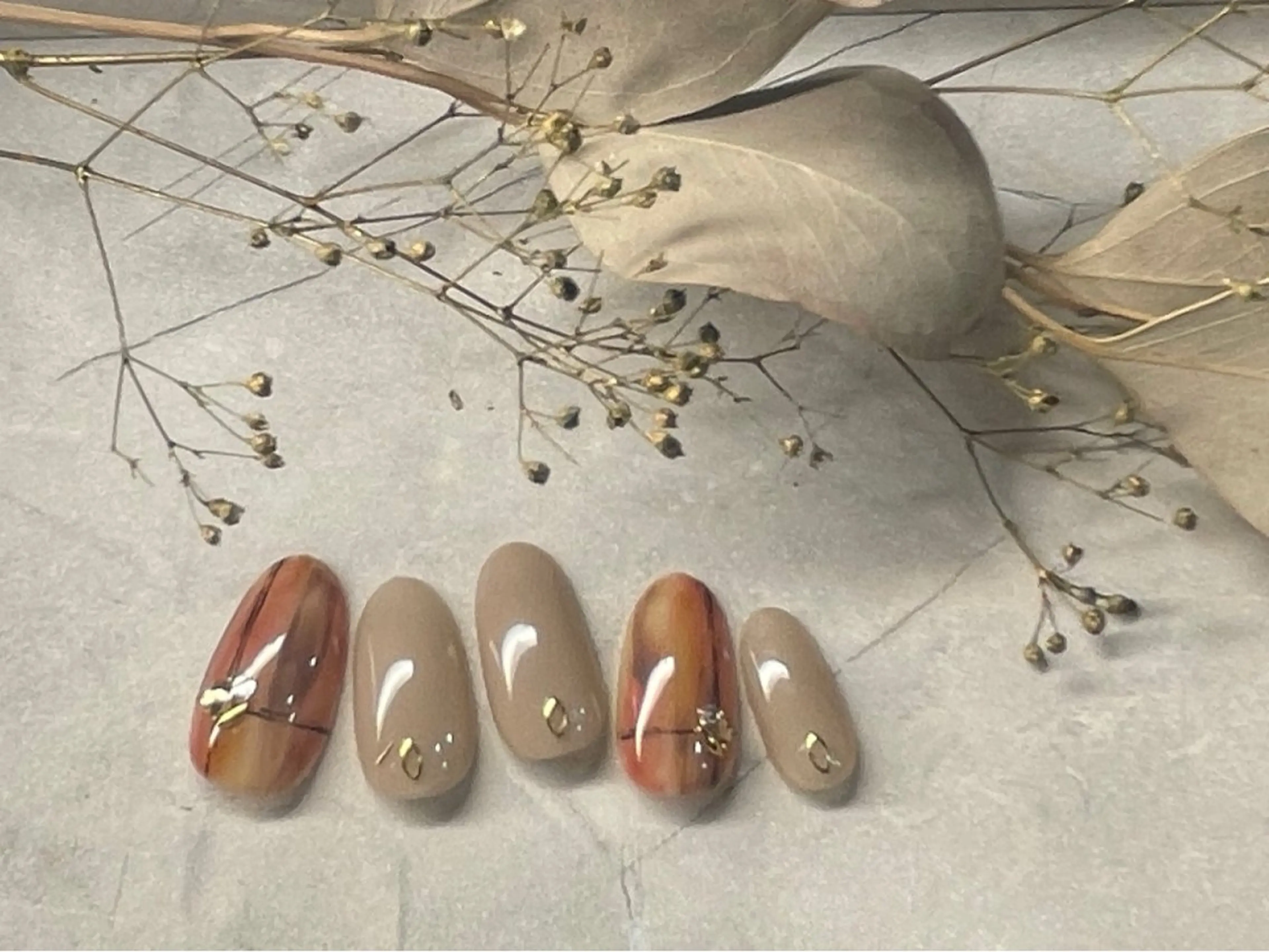 ネイル ニュアンスネイル ワンカラーネイル ストーンネイル ハンドネイル Nailsalon Sereno所属・Nailsalon Serenoのネイルデザイン