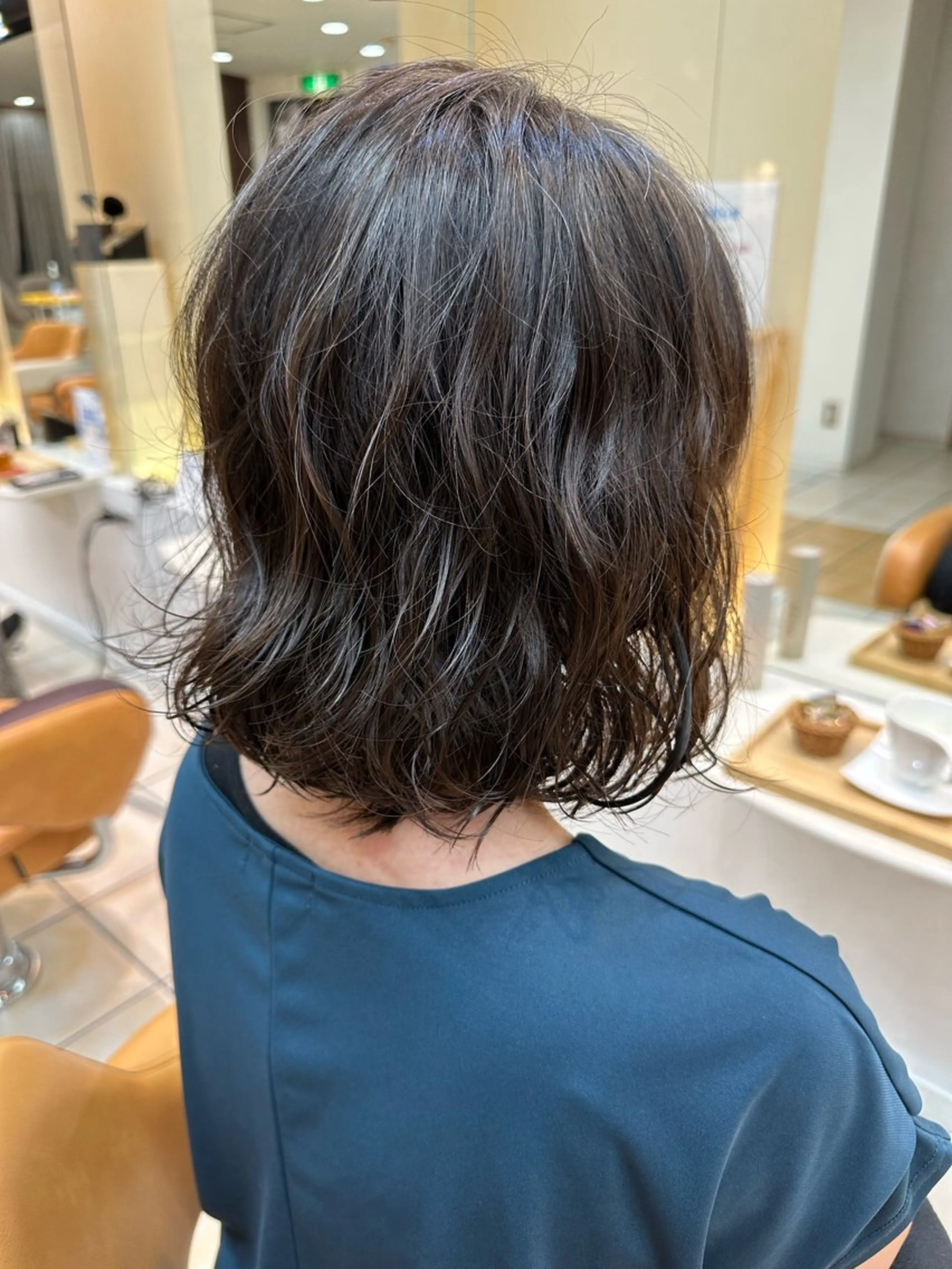 ミディアム パーマ トップスタイリスト 三澤　康司のヘアスタイル