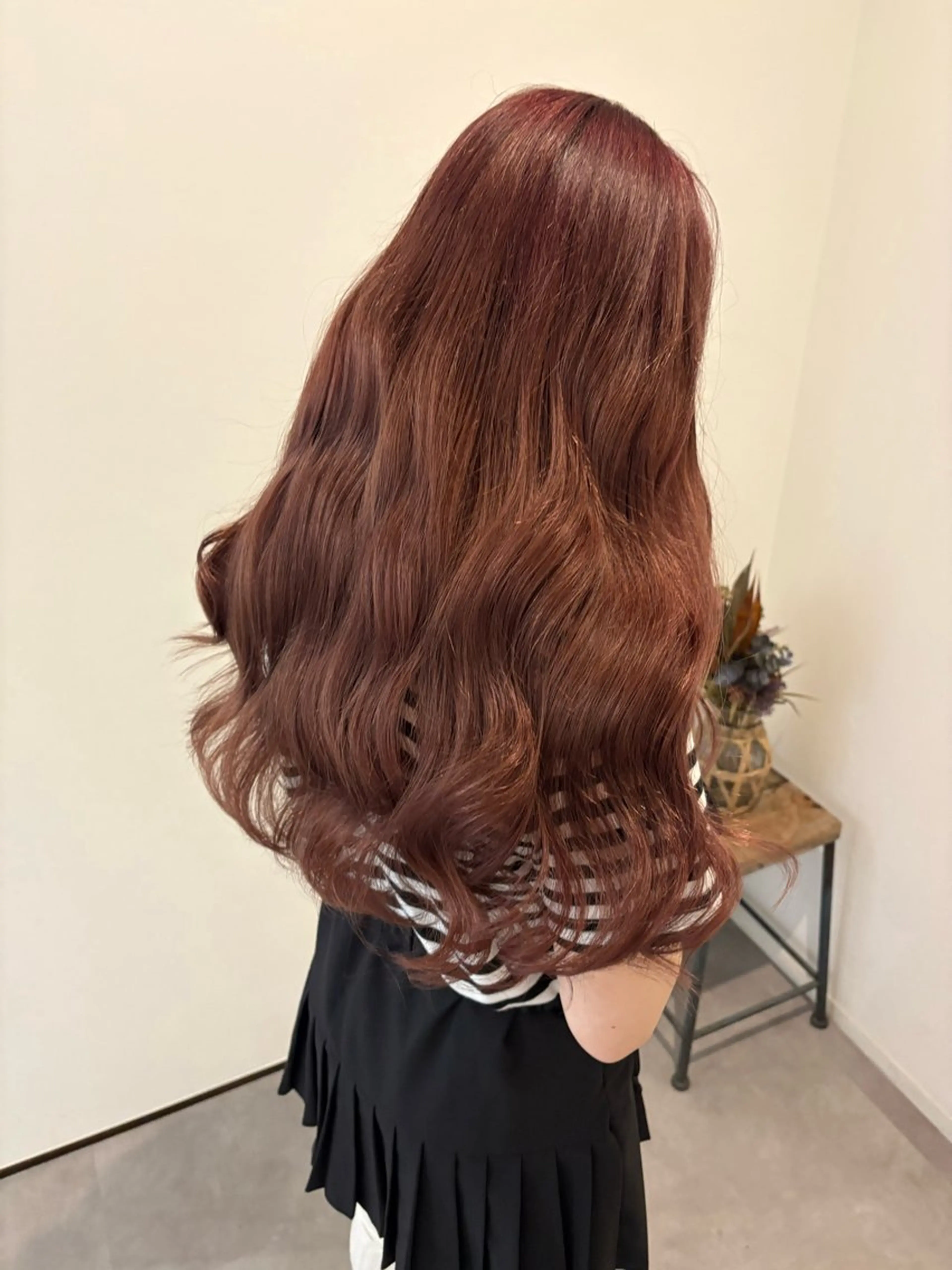 ロング カラー ブリーチ ヘアカラー 黒川 綾音のヘアスタイル