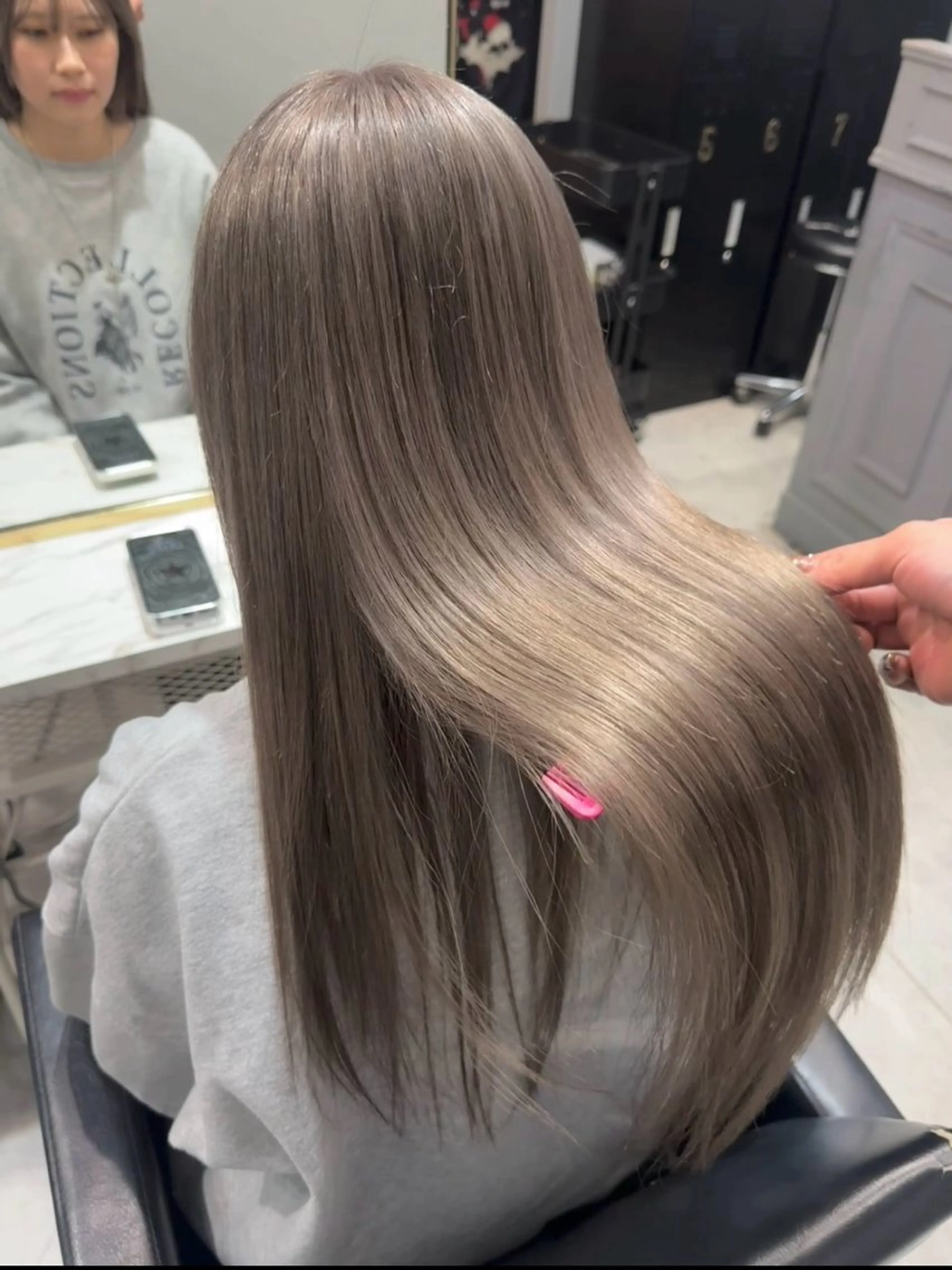 ロング カット ヘアカラー トリートメント 🩶ブリーチ/ レイヤー🩶フミカのヘアスタイル