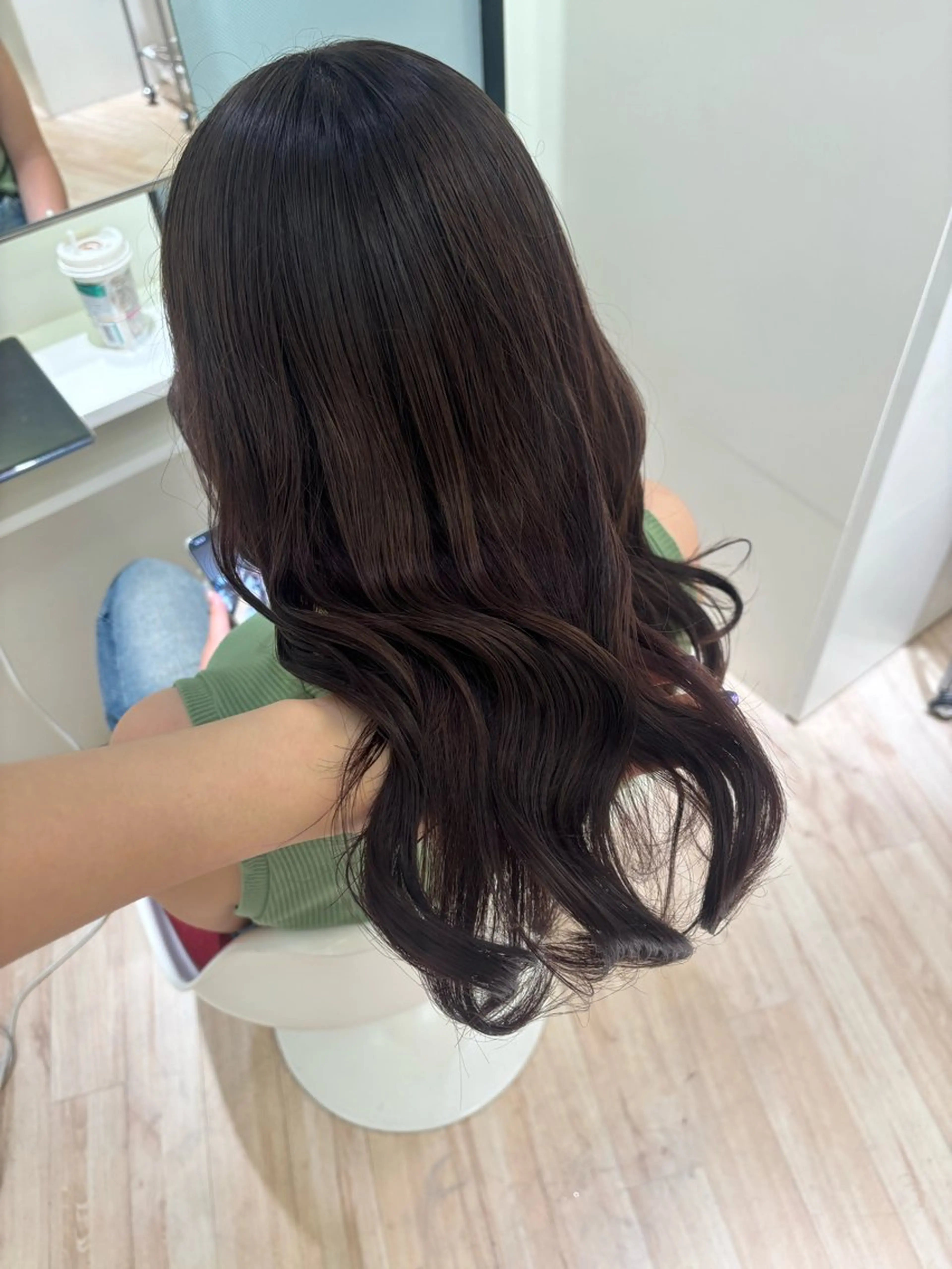 セミロング カラー ParveMix 岡本えりかのヘアスタイル