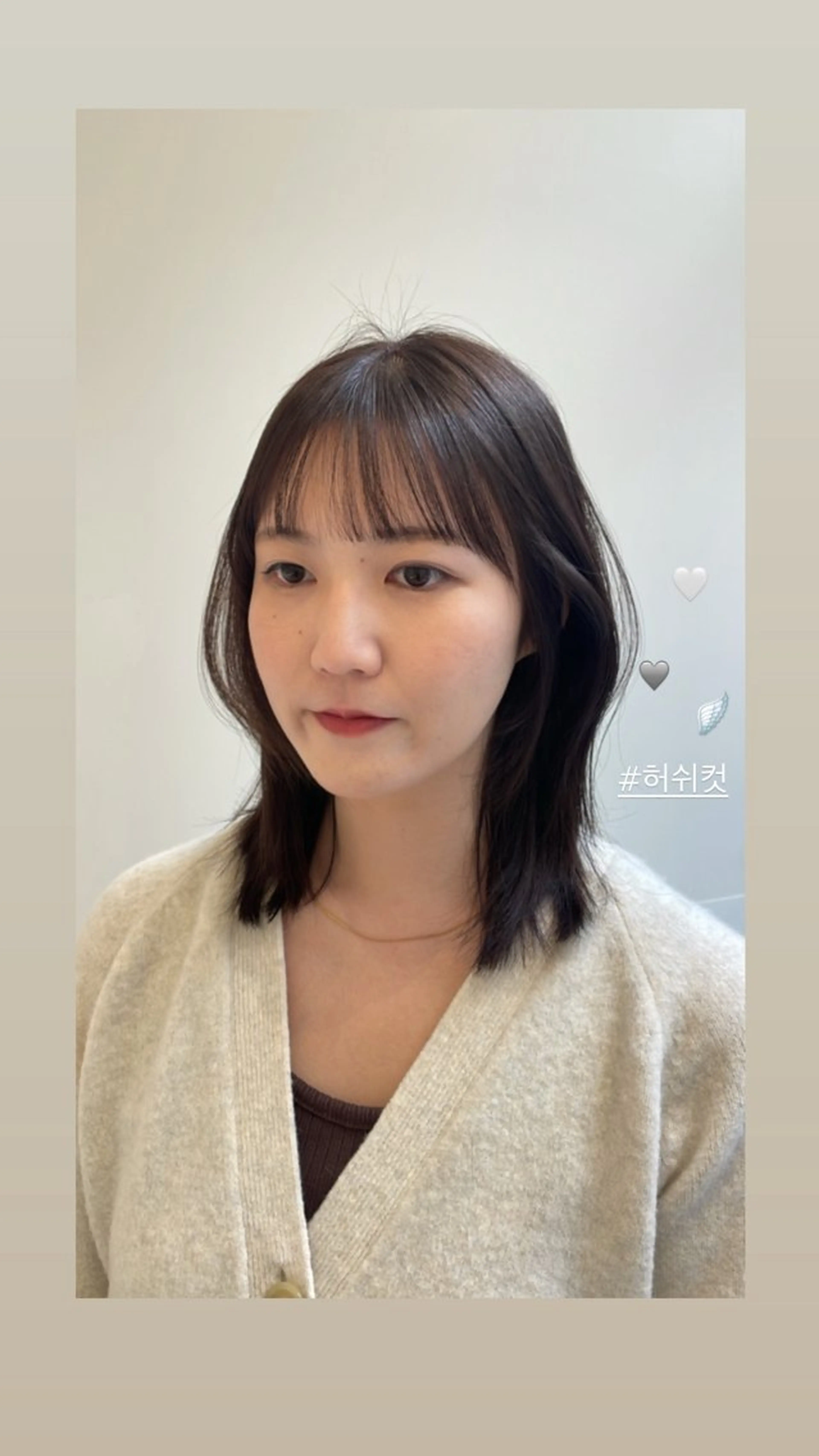 ミディアム 韓国風ヘア レイヤーカット カット ヘアカラー トリートメント ❤︎︎韓国ヘア❤︎︎ 𝑺𝒉𝒊𝒉𝒐のヘアスタイル
