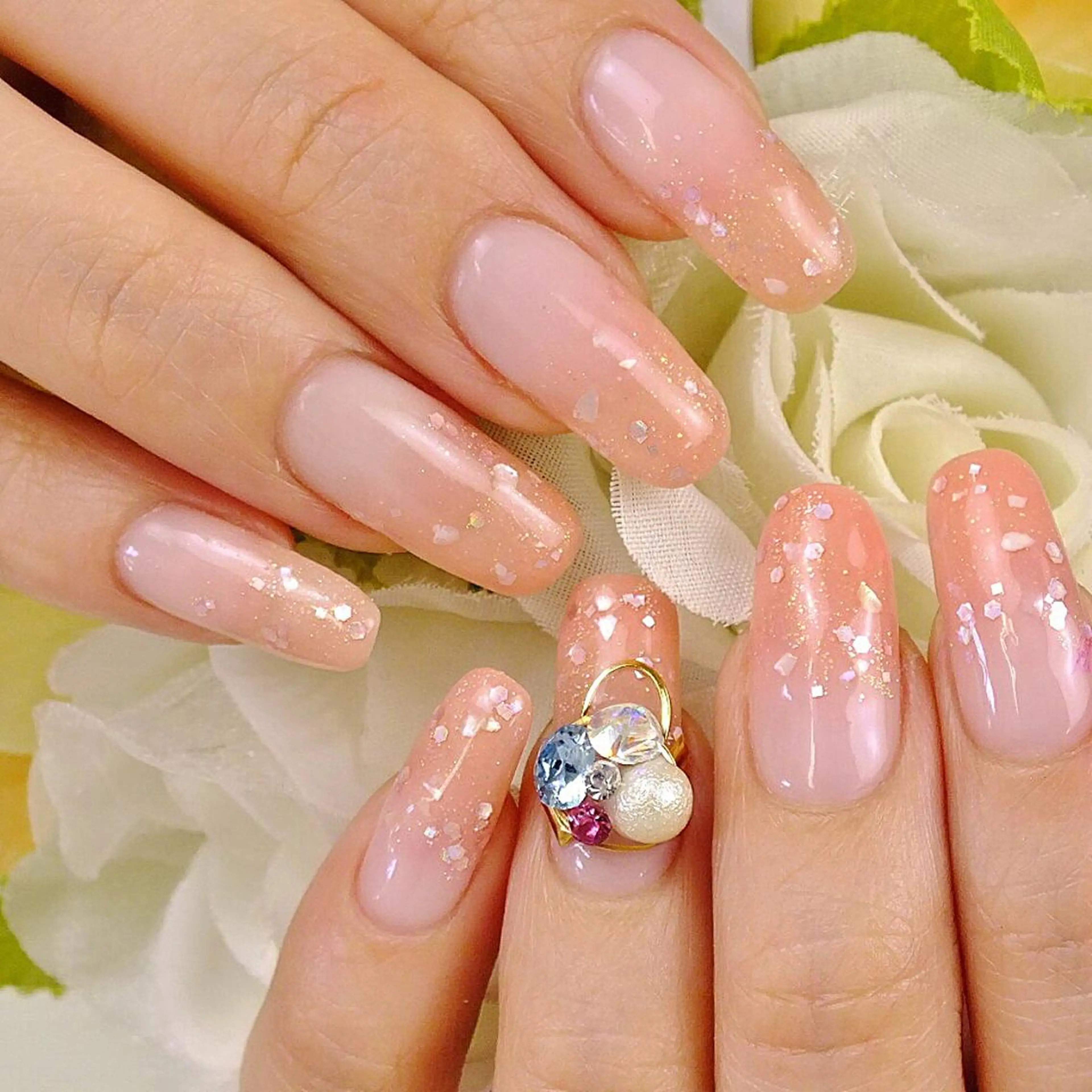 ネイル ロングネイル cherie nail所属・馬場 鮎のエステ・リラクイメージ