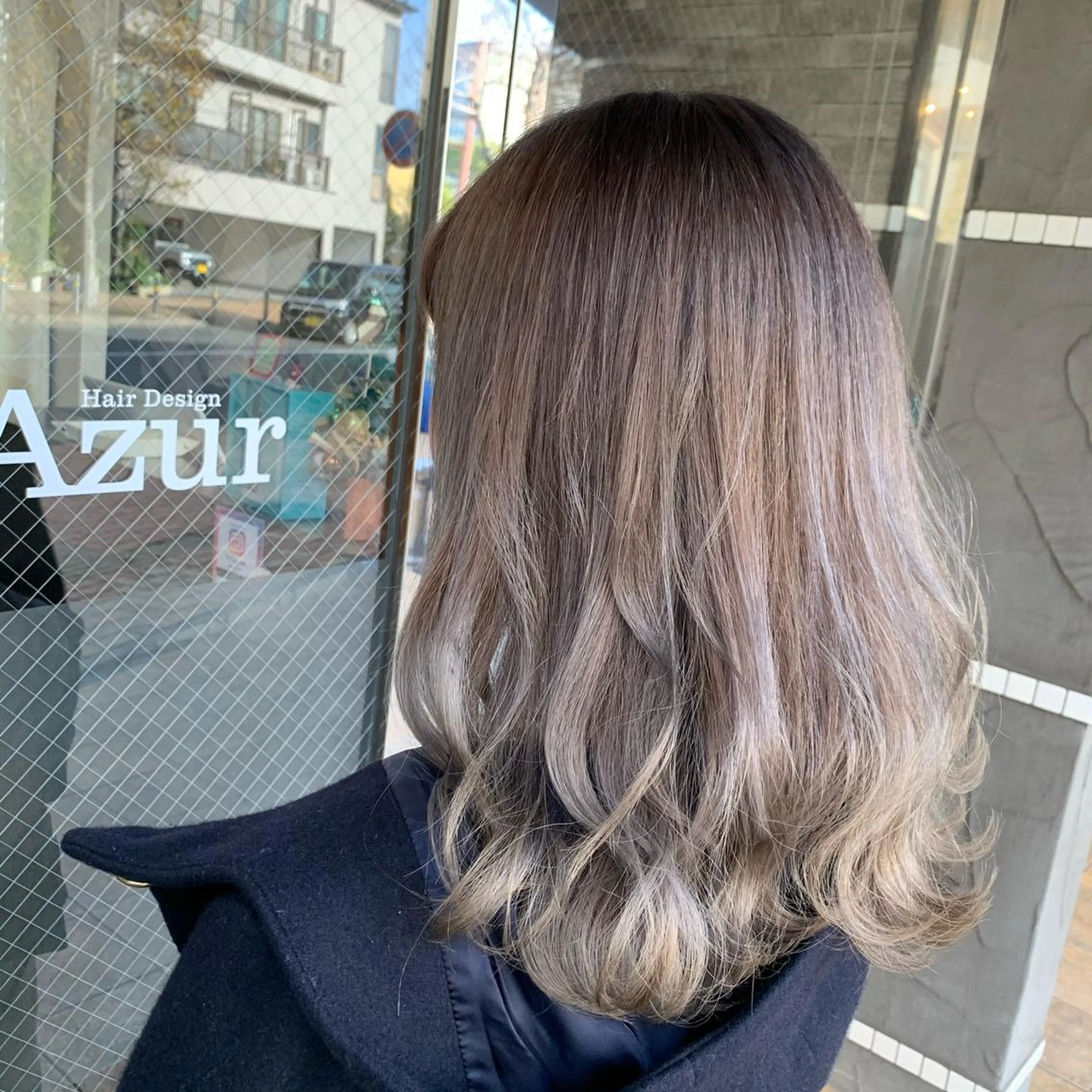 セミロング カラー HairDesign Azurのヘアスタイル