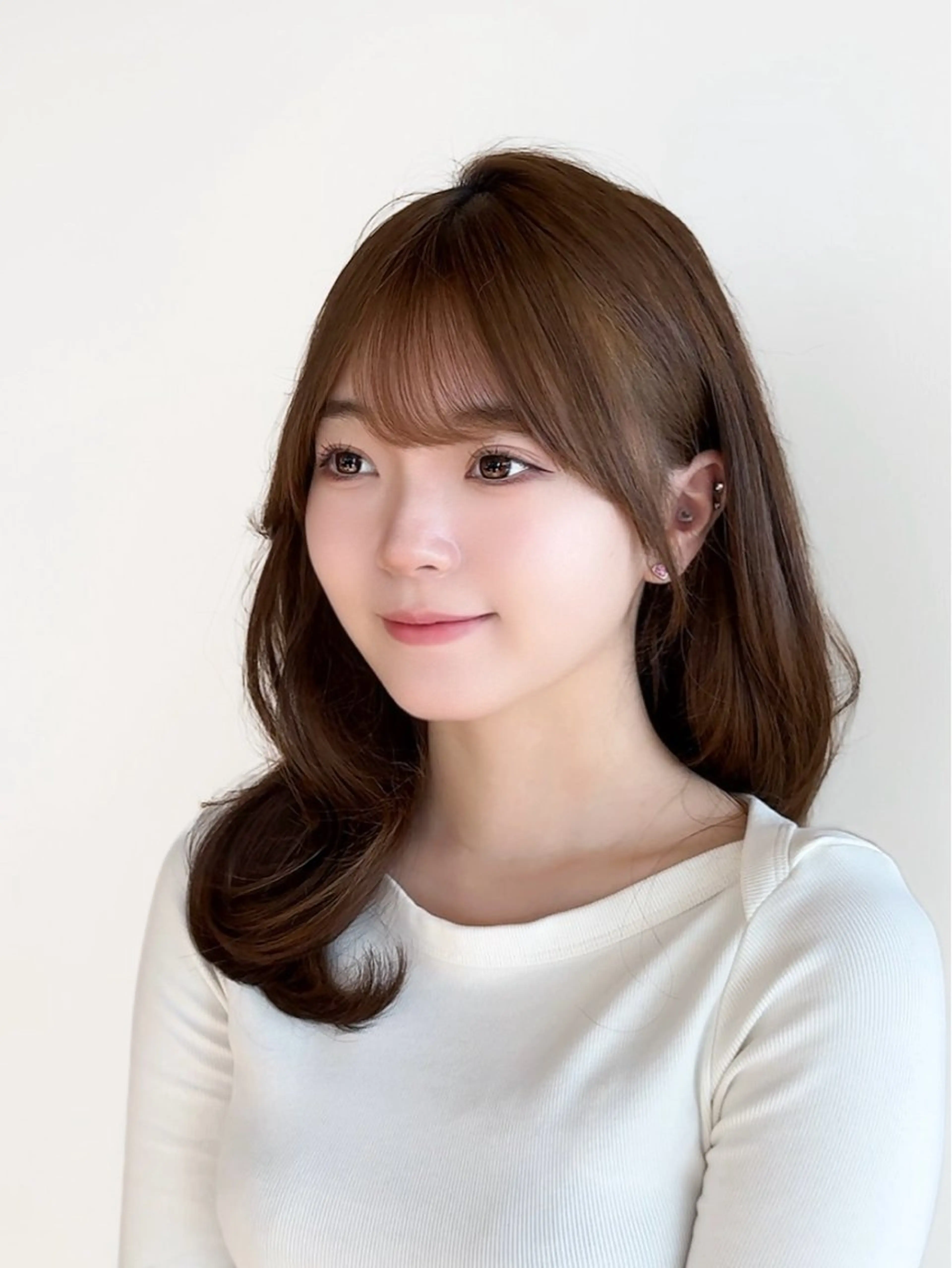 ミディアム カラー ヘアアレンジ カット ヘアカラー トリートメント 最小顔周り&レイヤー 特化/池袋/kokiのヘアスタイル