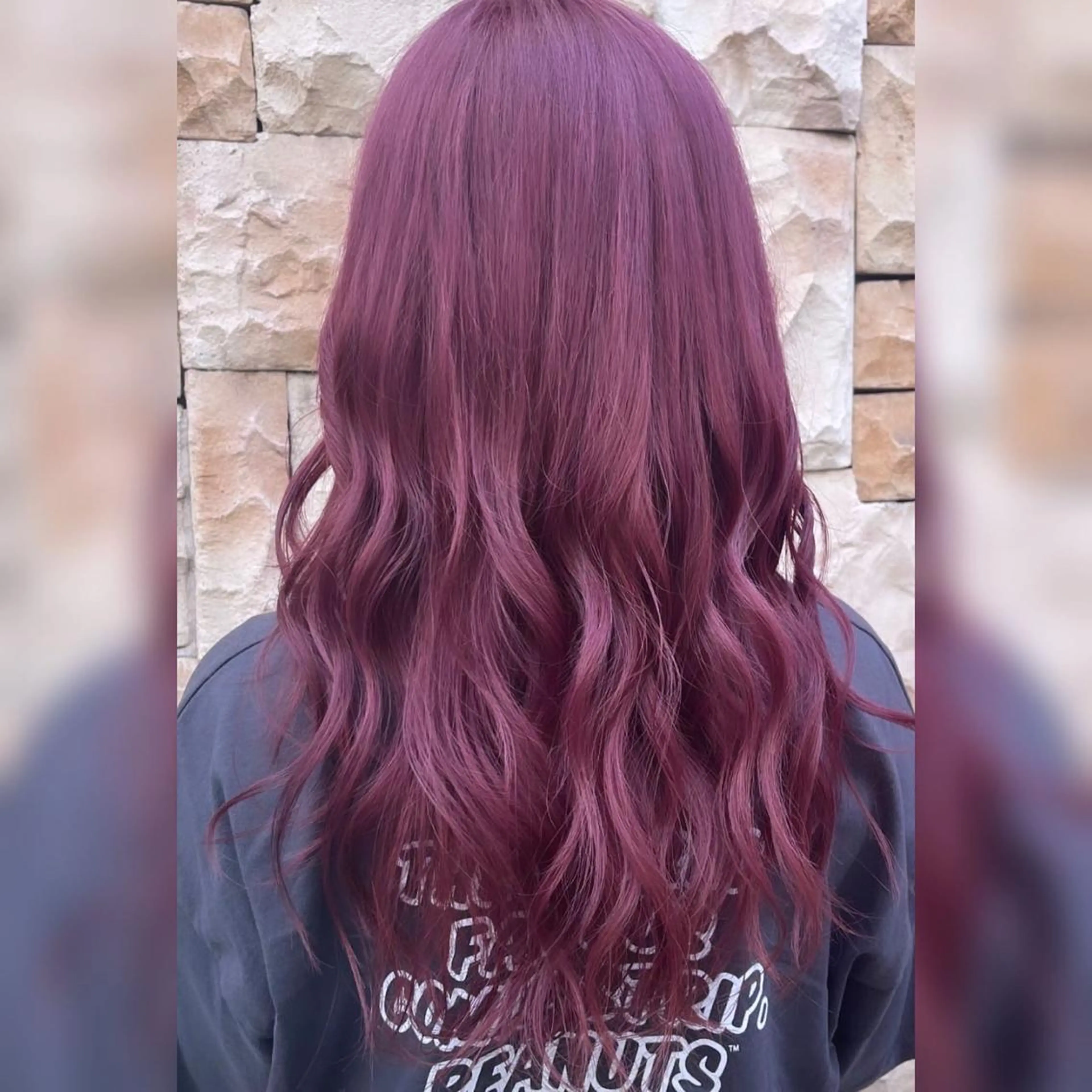 ロング カラー 艶髪 インナーカラーのヘアスタイル