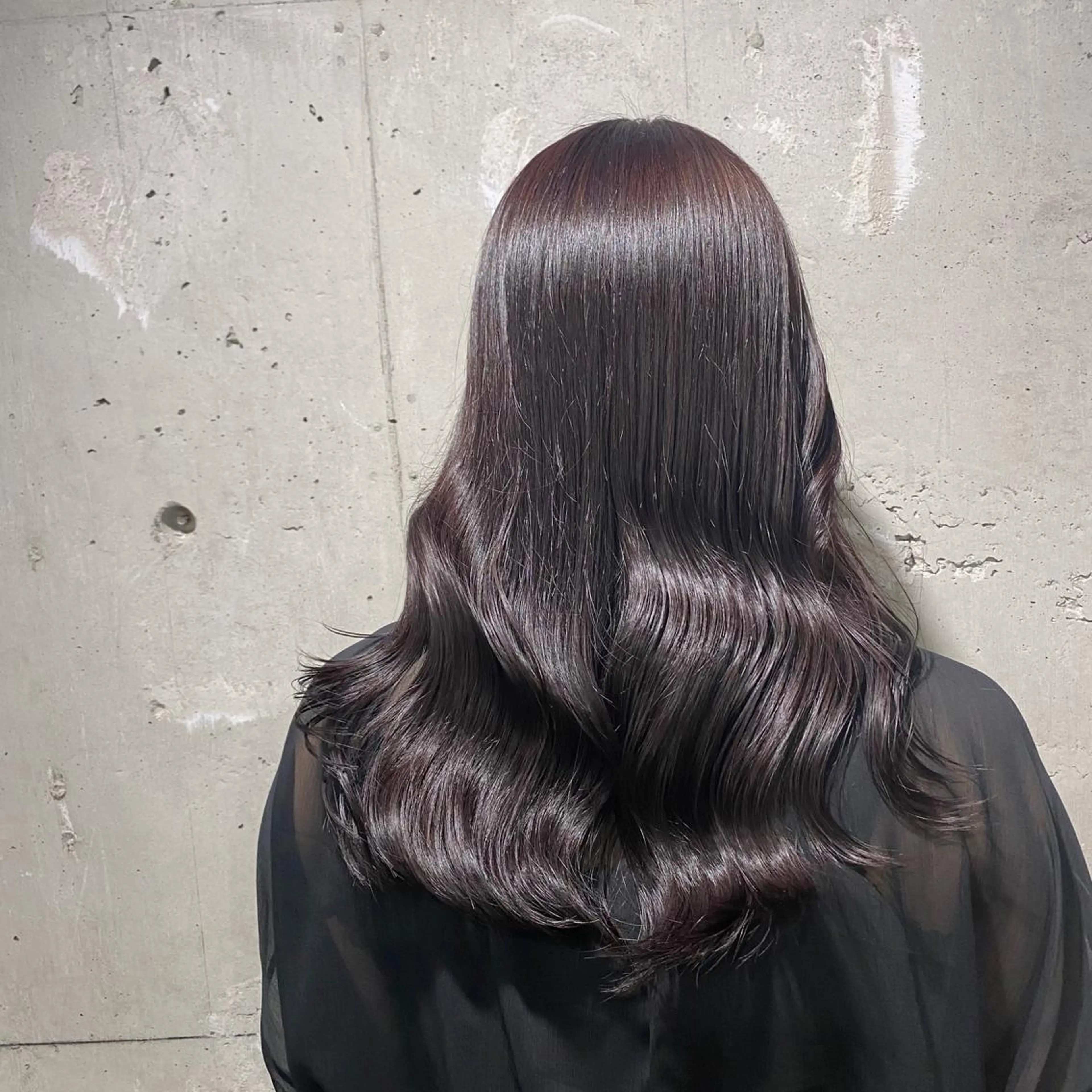 セミロング カラー ヘアアレンジ ブリーチ ダブルカラー ブリーチなしカラー カット ヘアカラー 韓国ヘア暗髪 ダブルカラーメンズ可のヘアスタイル