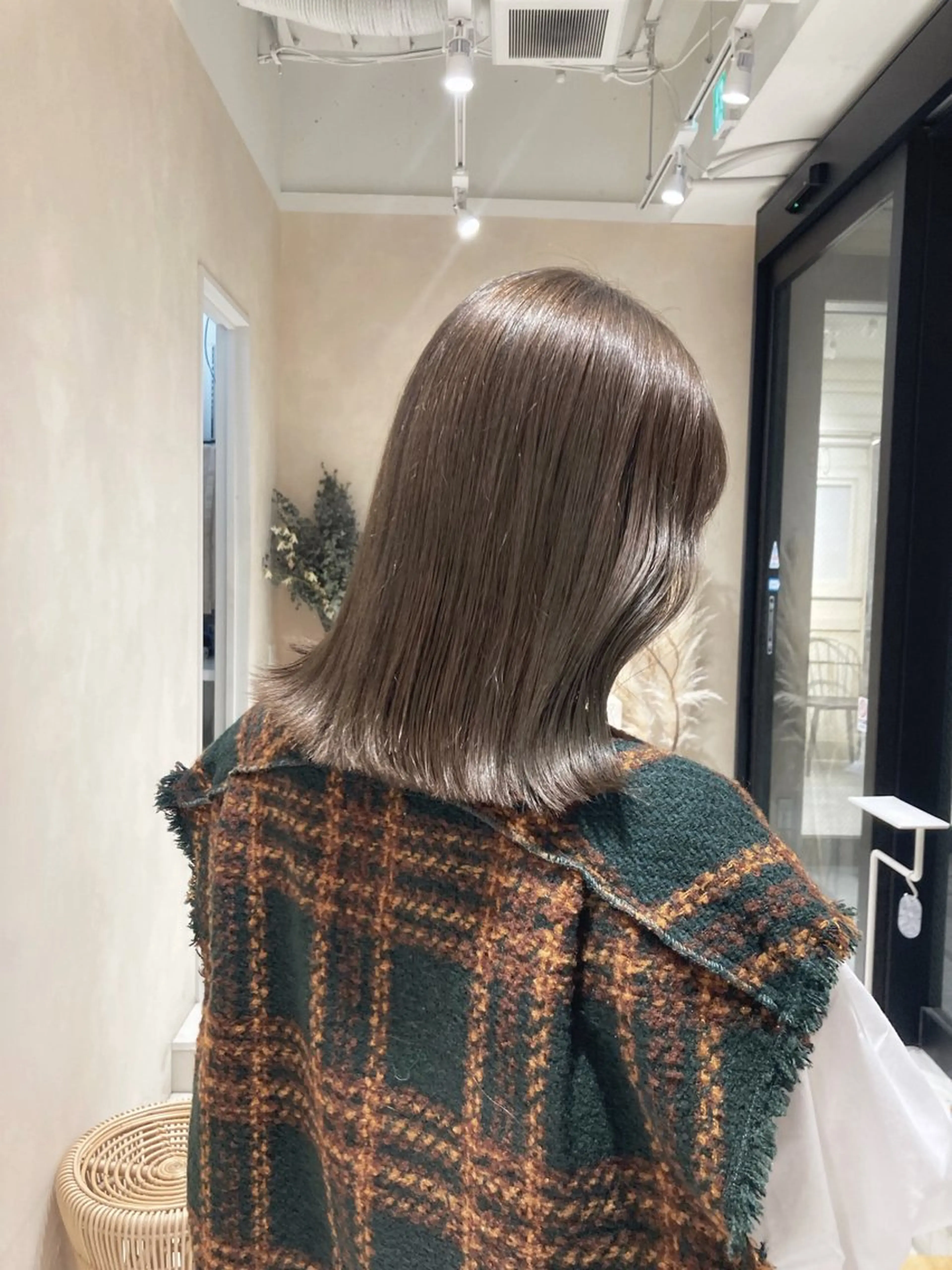 ミディアム カラー ブリーチ ダブルカラー ブリーチなしカラー オリーブカラー トリートメント TONE所属・MURANAKA RYOのヘアスタイル