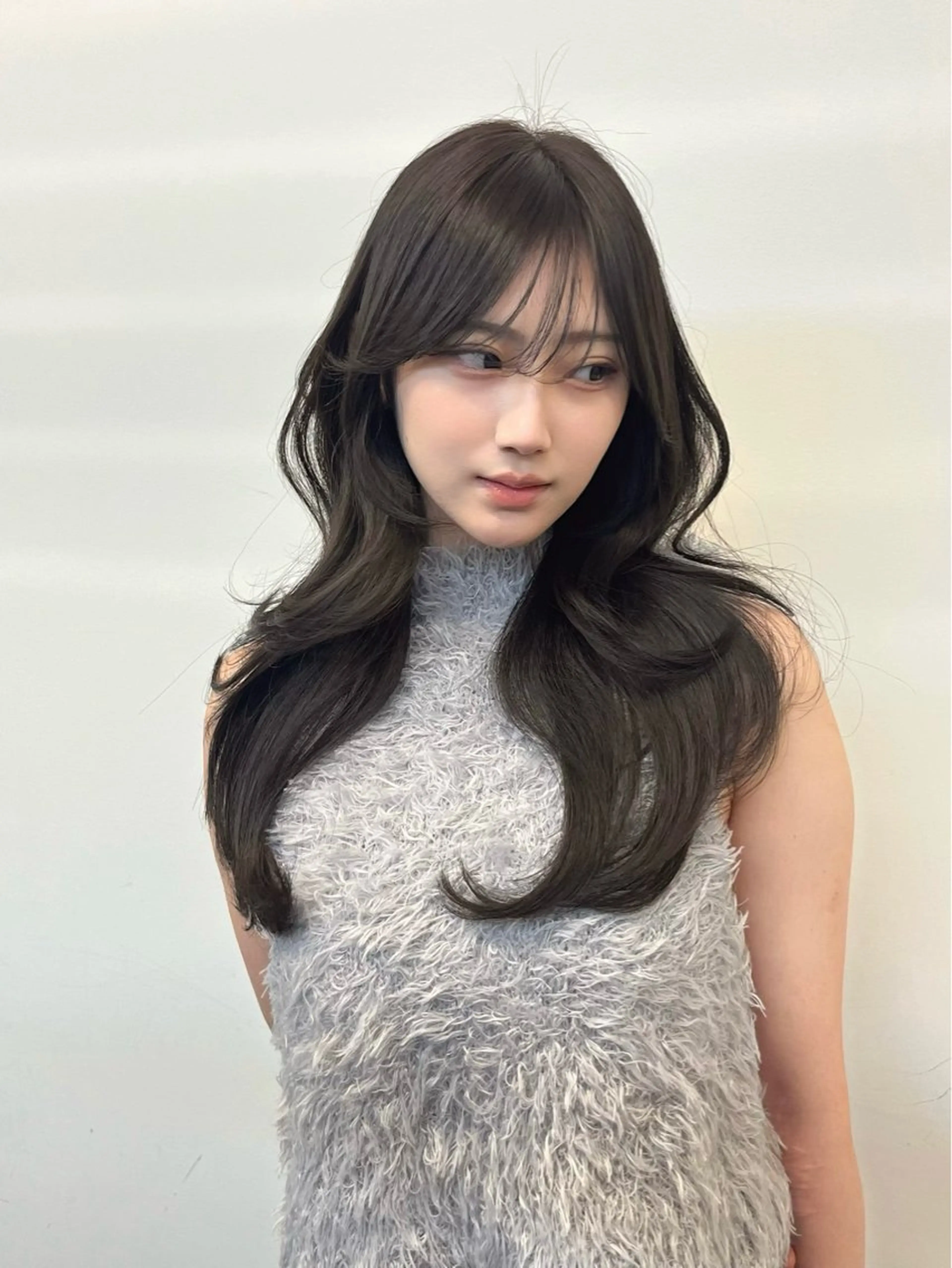 ロング カラー カット ヘアカラー トリートメント 髪質改善 縮毛矯正 韓国ヘア　柏崎颯刀のヘアスタイル