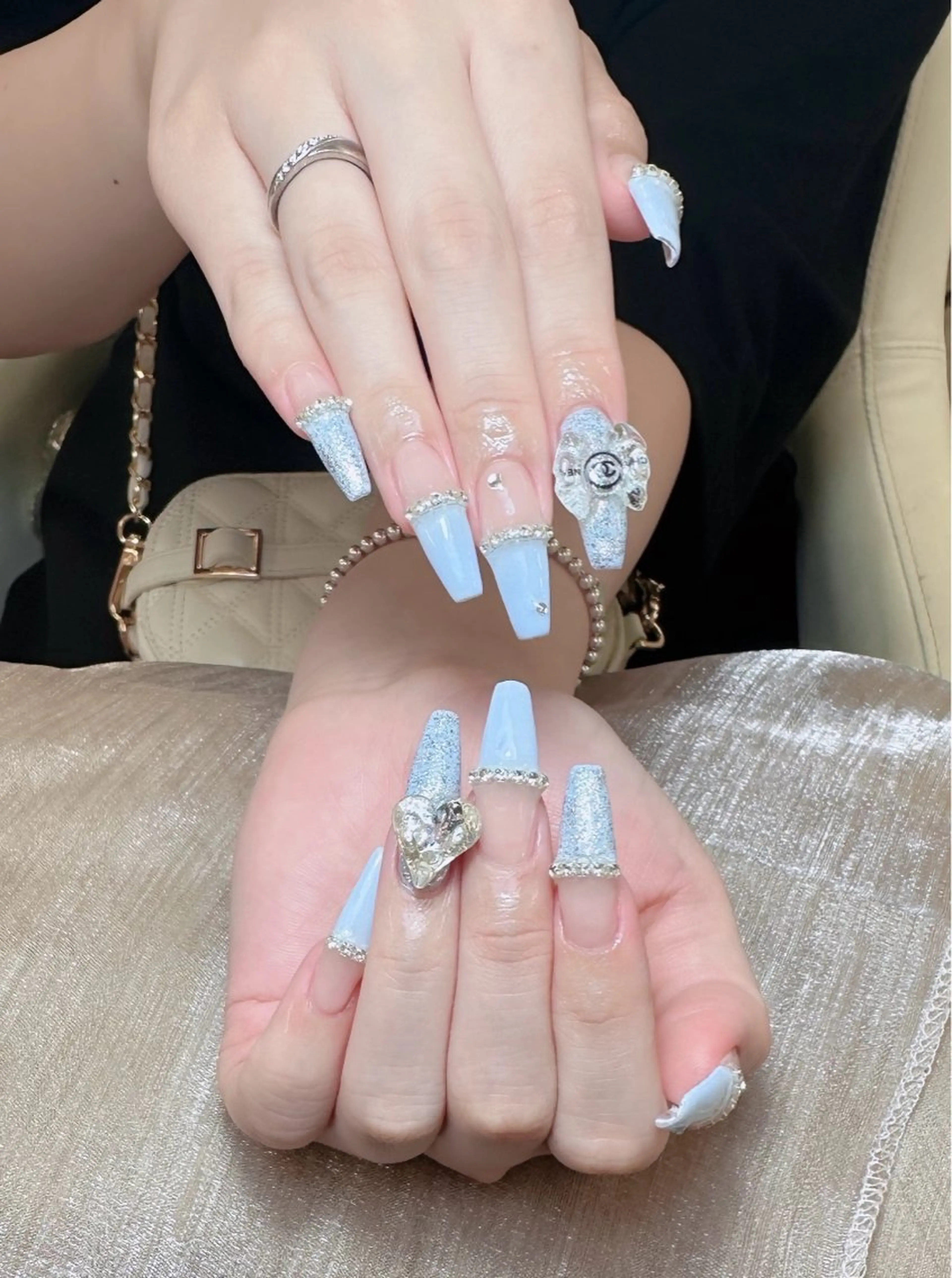 ネイル ロングネイル マグネットネイル リボン 夏ネイル スーパーロングネイル ハンドネイル Hani Nail XUKAのネイルデザイン