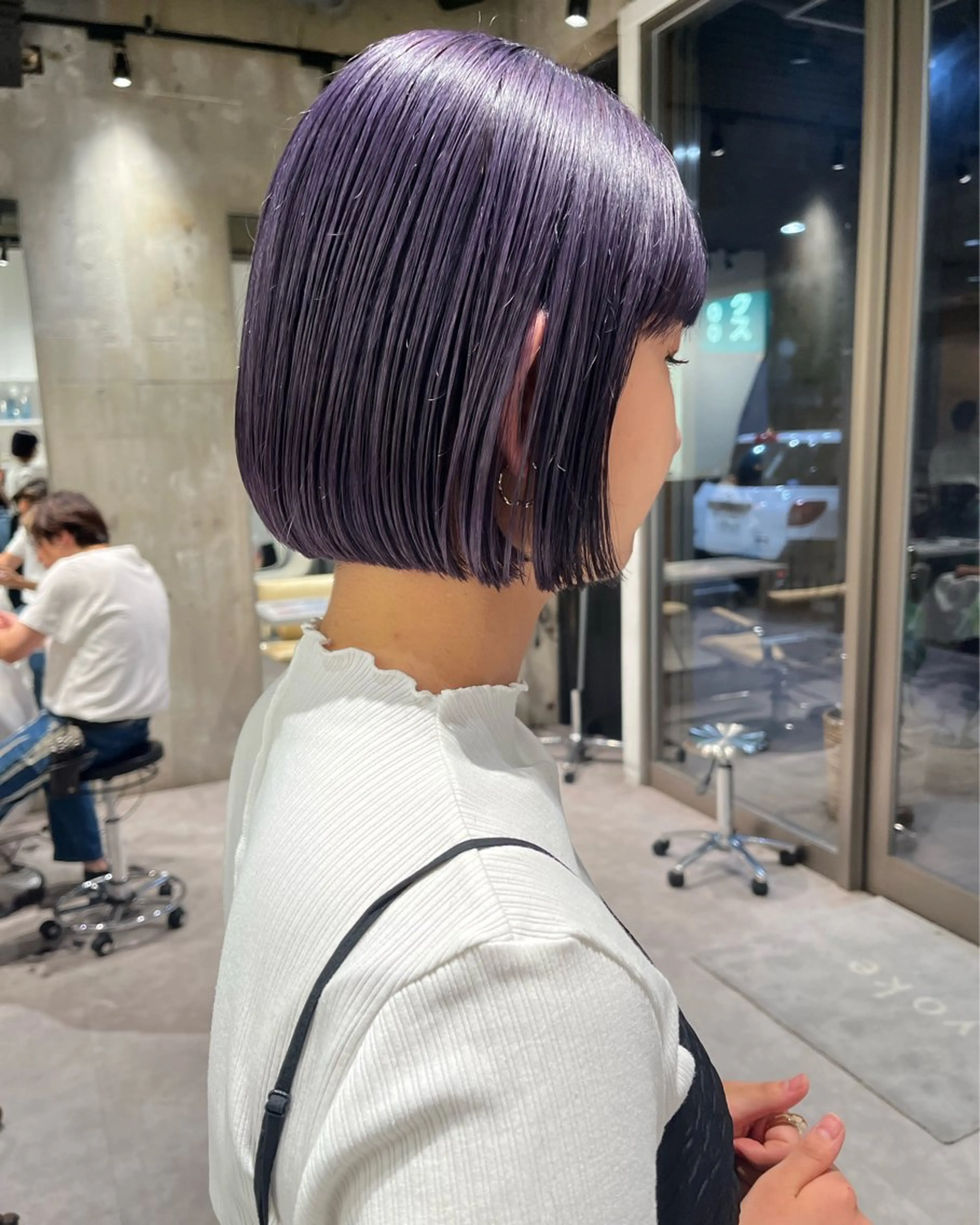 ショート カラー ラベンダーカラー iLi所属・iLi 《イリ》のヘアスタイル