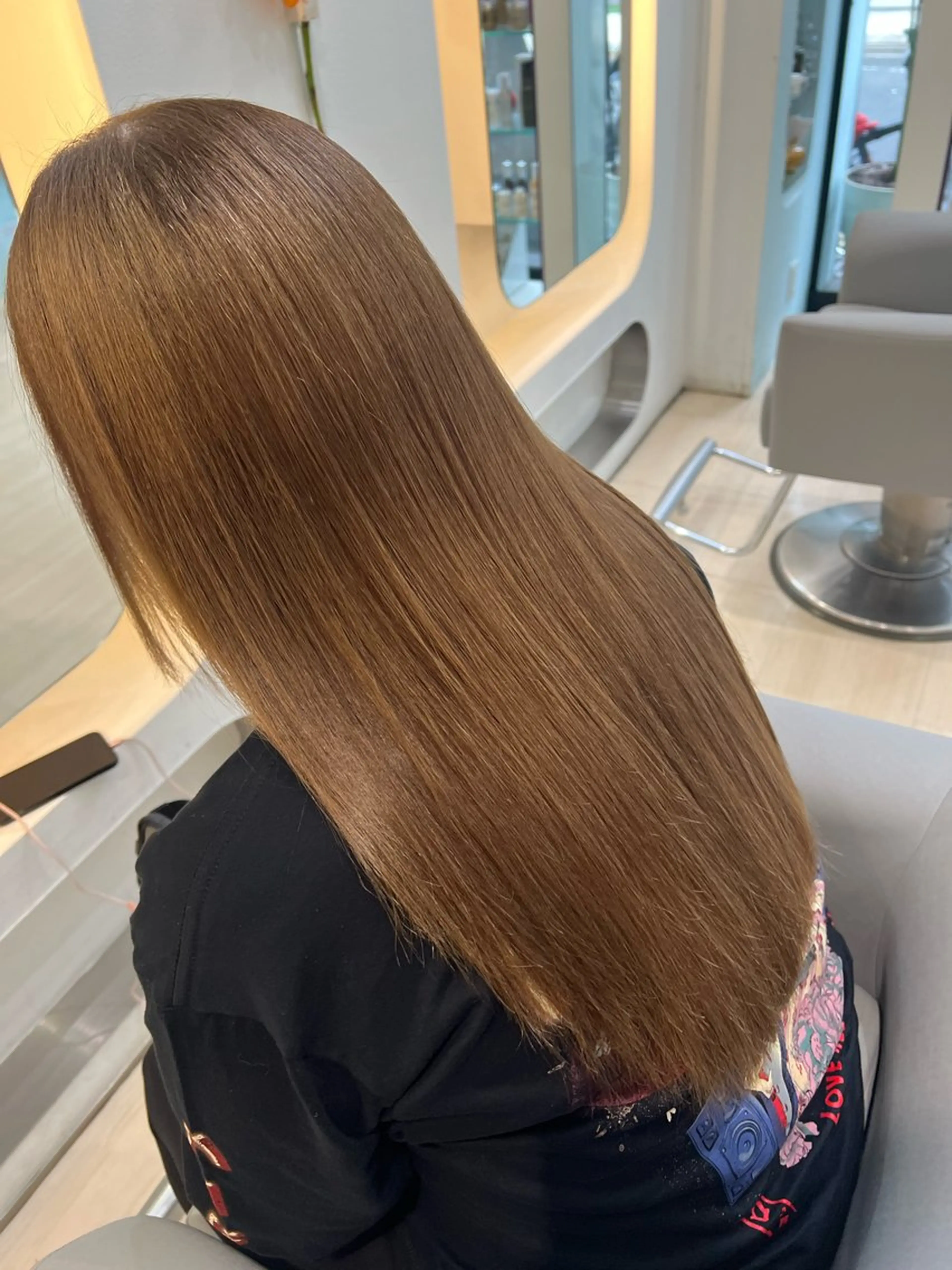 ミディアム カラー ヘアカラー 堀井 凌平のヘアスタイル