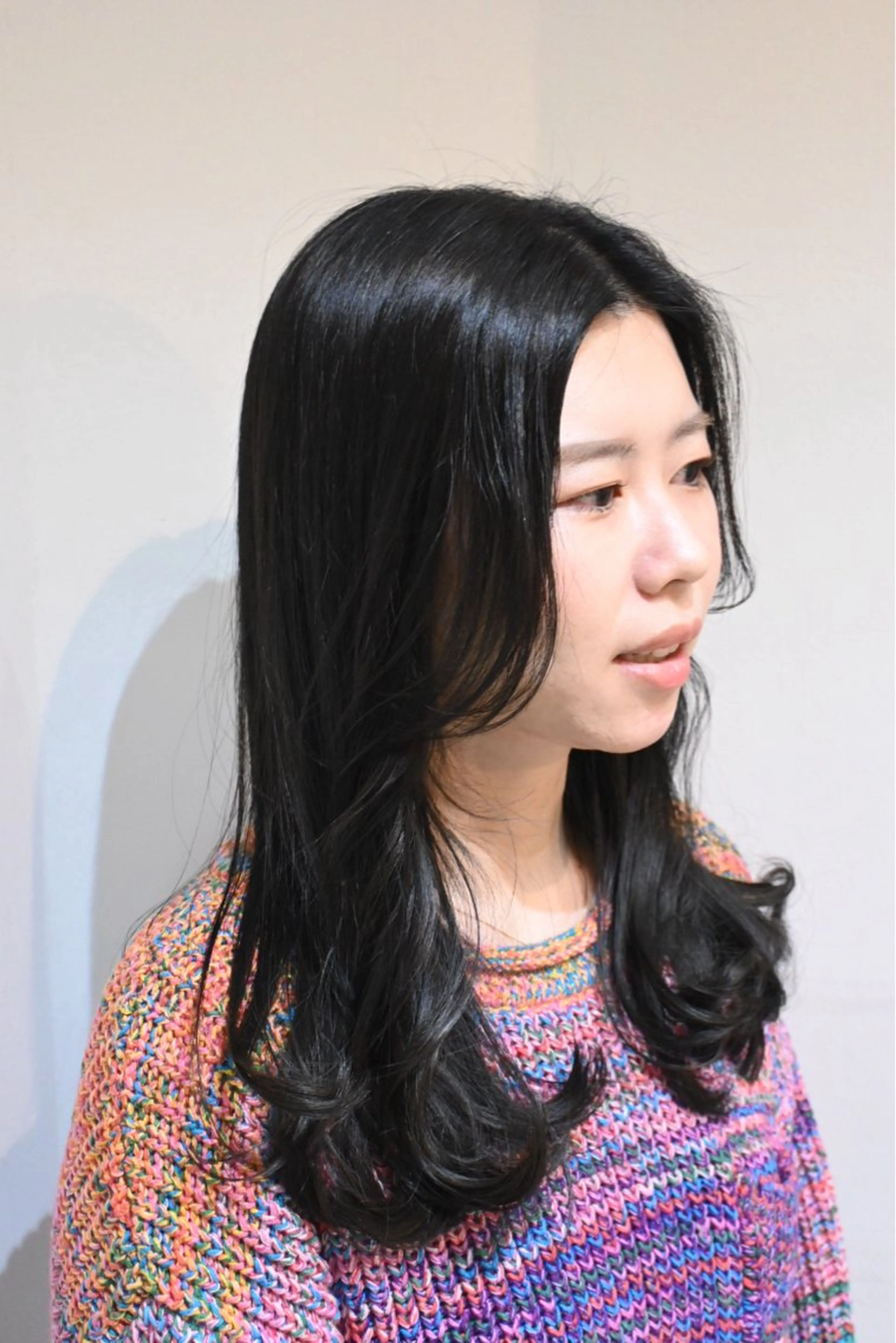 セミロング ヘアカラー 🐰ほのか /透明感カラーのヘアスタイル