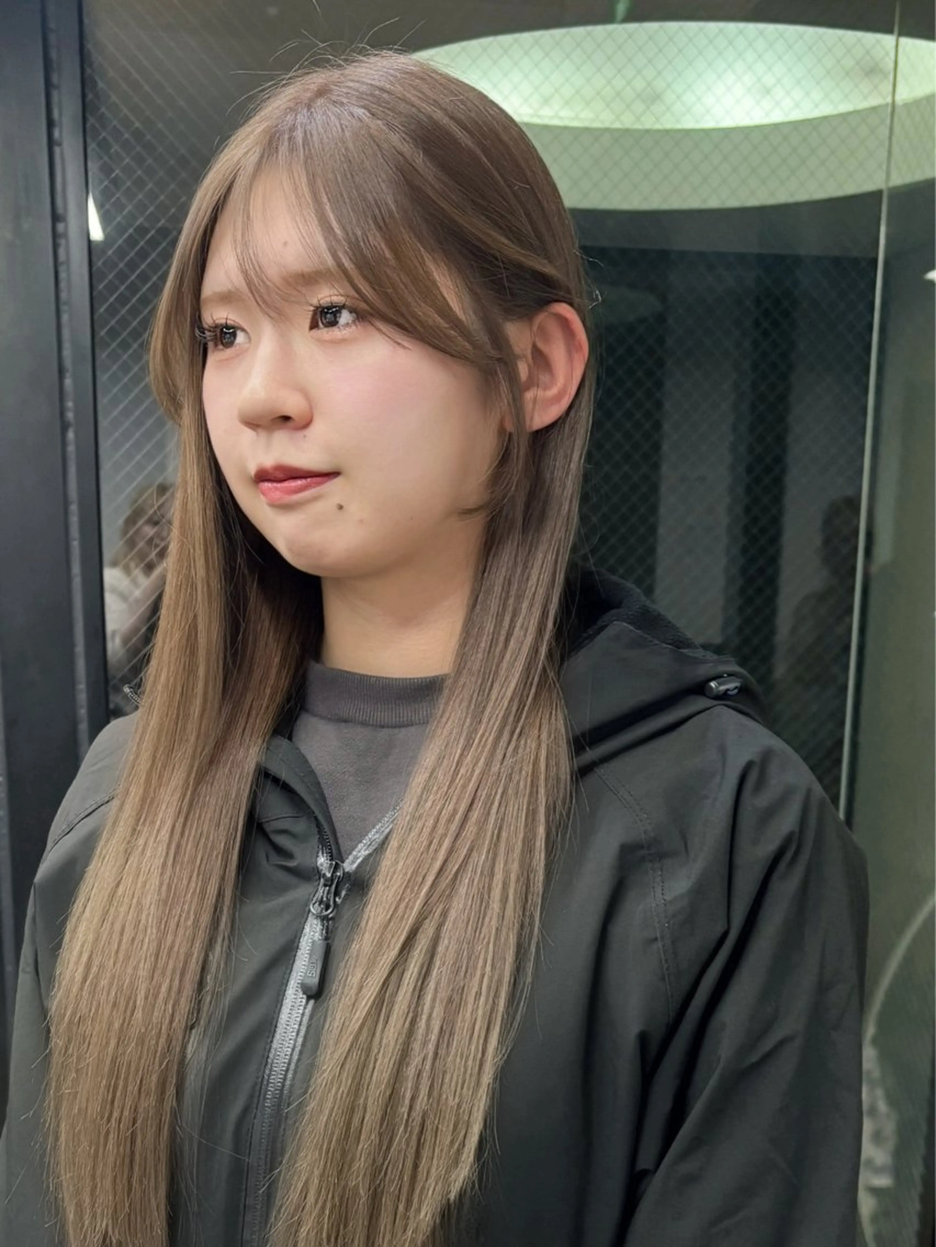 ロング 顔周りカット カット ヘアカラー 柔らかストレートと ツヤカラー/和田陽向のヘアスタイル