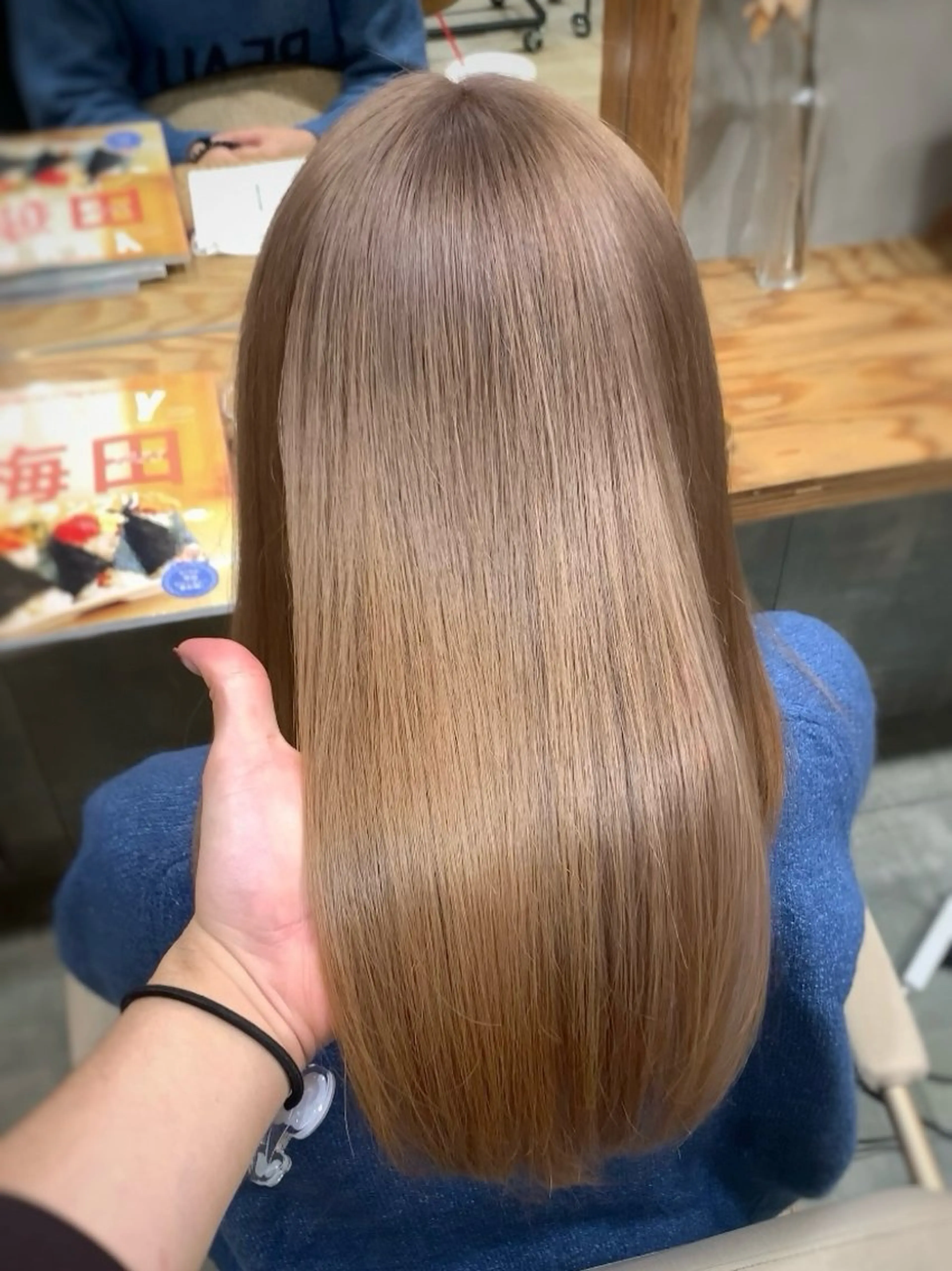 セミロング カラー ベージュカラー ブリーチ 透明感カラー ダブルカラー ブリーチなしベージュ 特化 松村 茶屋町のヘアスタイル