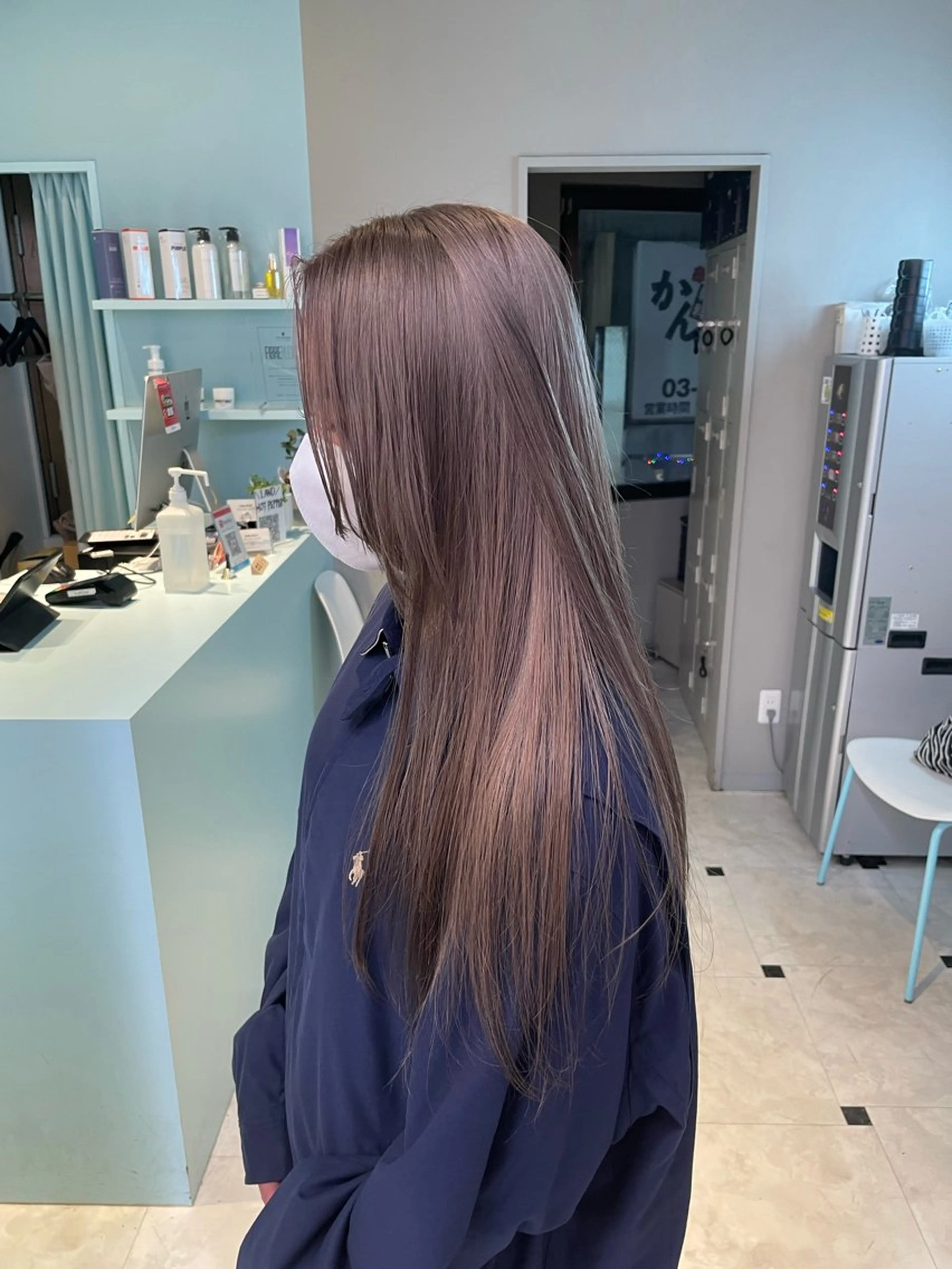 ミディアム ブリーチ✖️ 縮毛LANDのヘアスタイル