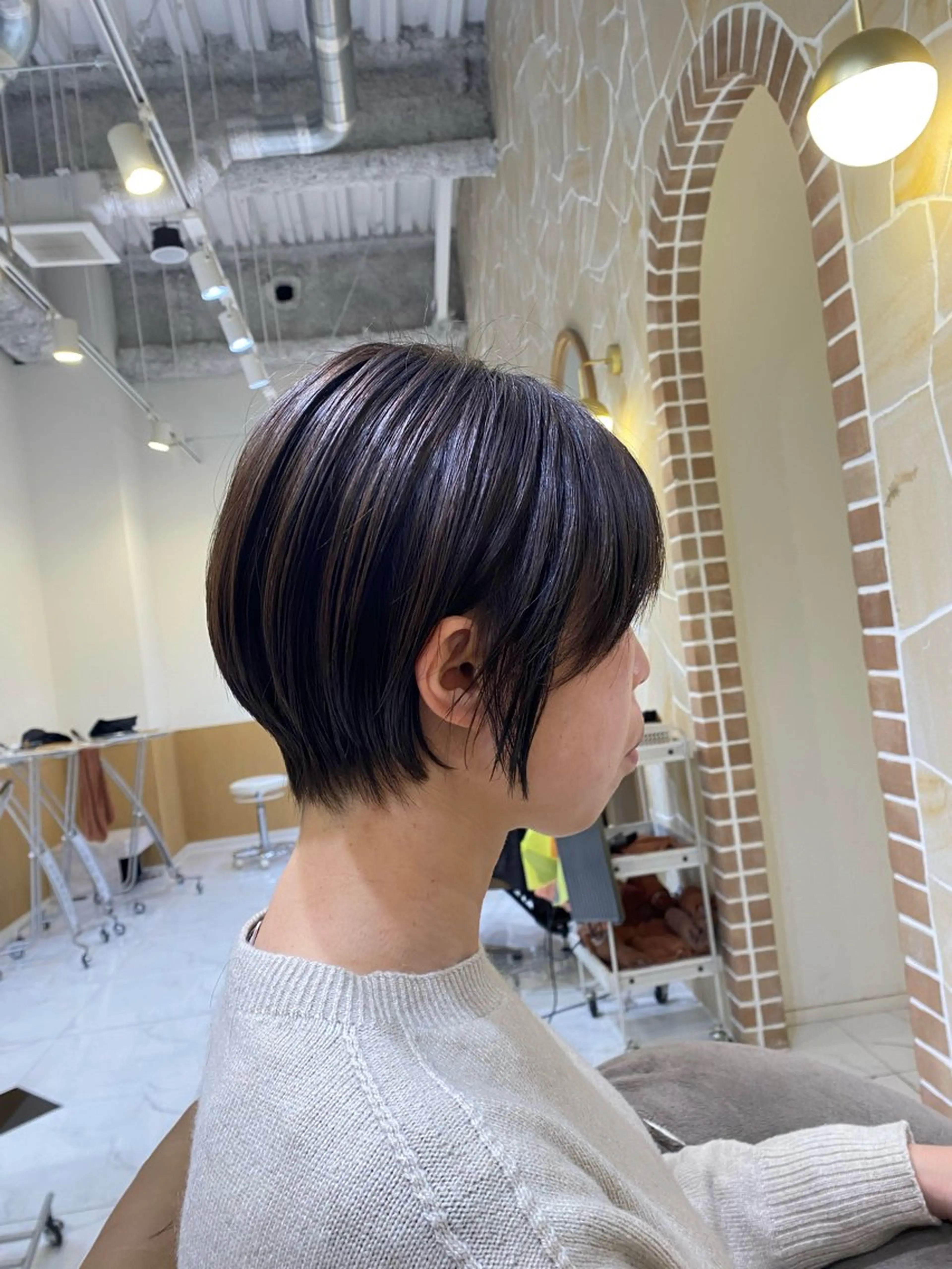 ショート カラー ショートヘア カット ヘアカラー トリートメント 坂井 茅聖のヘアスタイル
