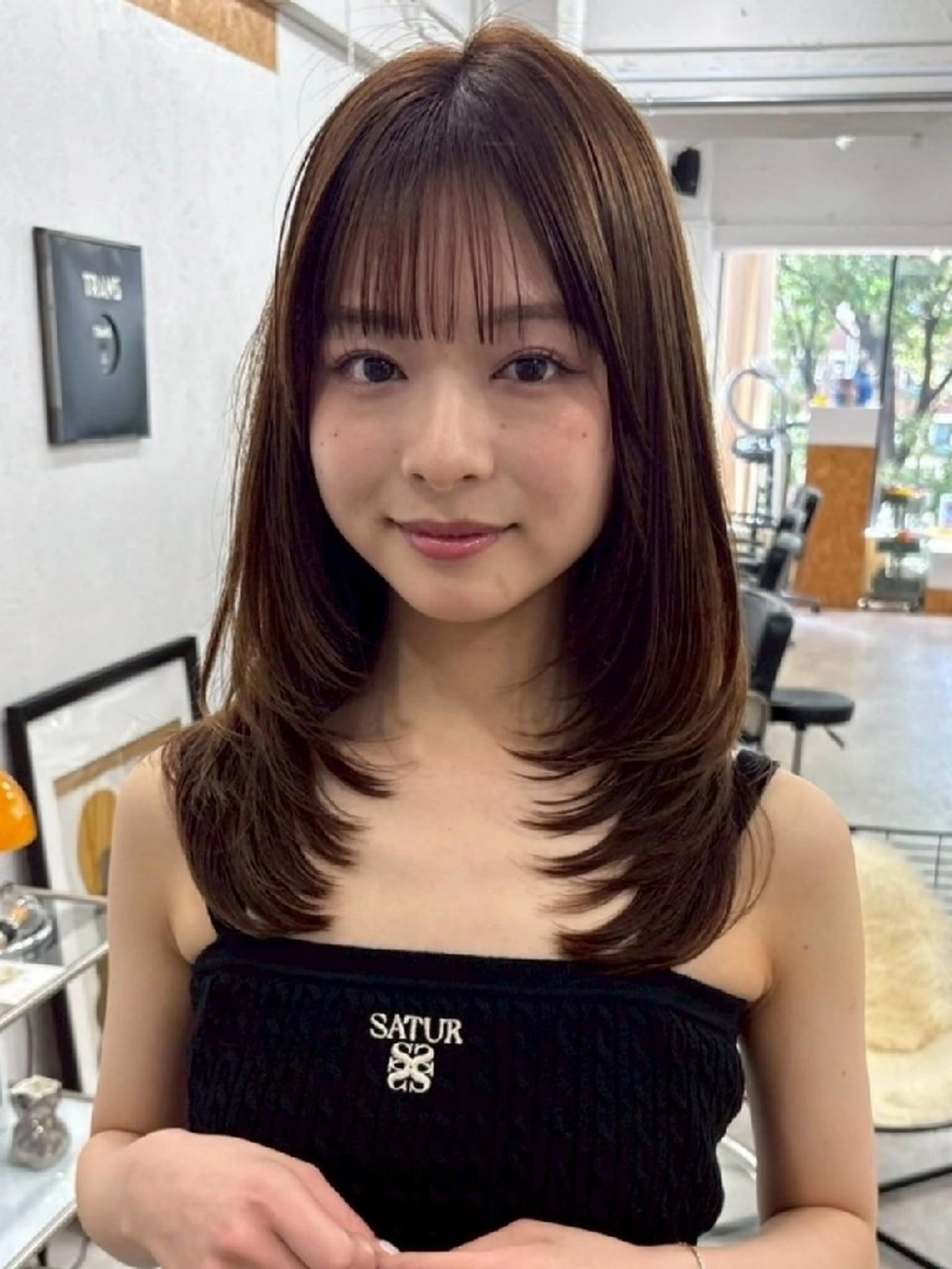 セミロング カラー ブラウンカラー ココアブラウン レイヤーカット シャギー カット ヘアカラー トリートメント HONEY渋谷 髪質改善/ハイライトのヘアスタイル