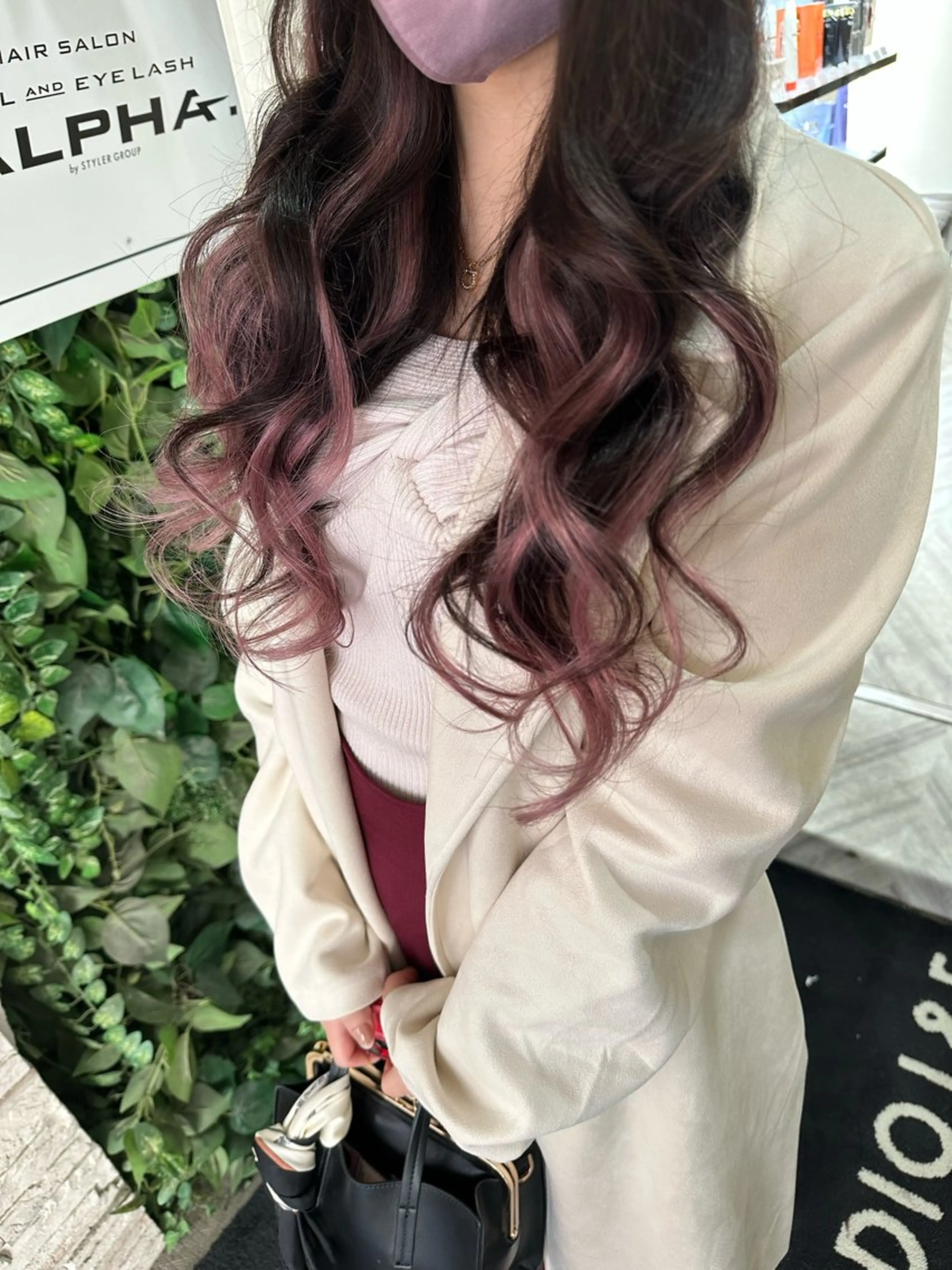 ロング エクステ 奥本 侑 ハイトーン、髪質改善のヘアスタイル
