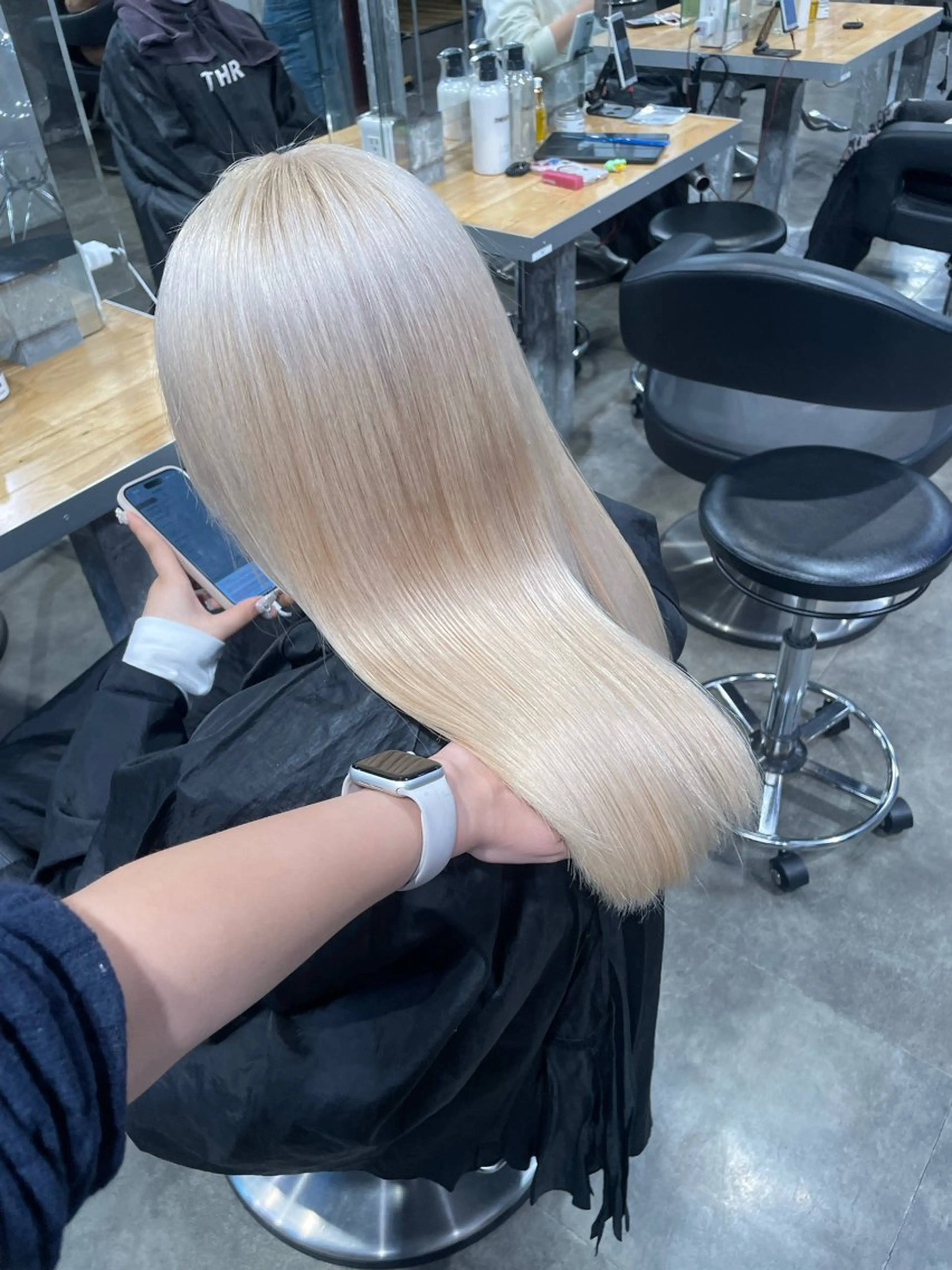 セミロング カラー ヘアカラー トリートメント ハイトーン 横浜💞ミオのヘアスタイル