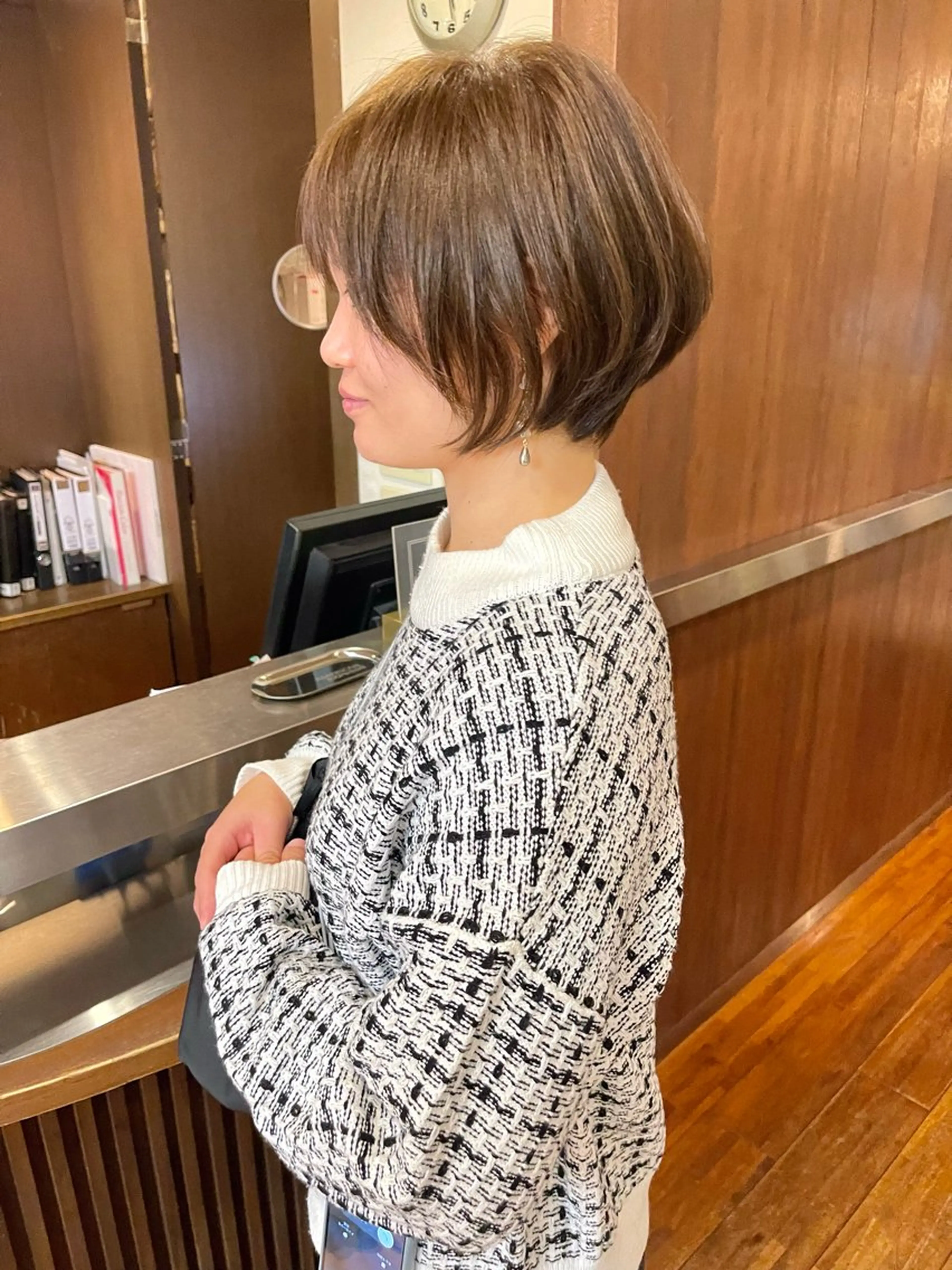 ショート カラー ボブ ショートヘア カット ヘアカラー トリートメント 髪質改善ｶﾗｰ ｹｱﾌﾞﾘｰﾁ/ﾀﾑのヘアスタイル