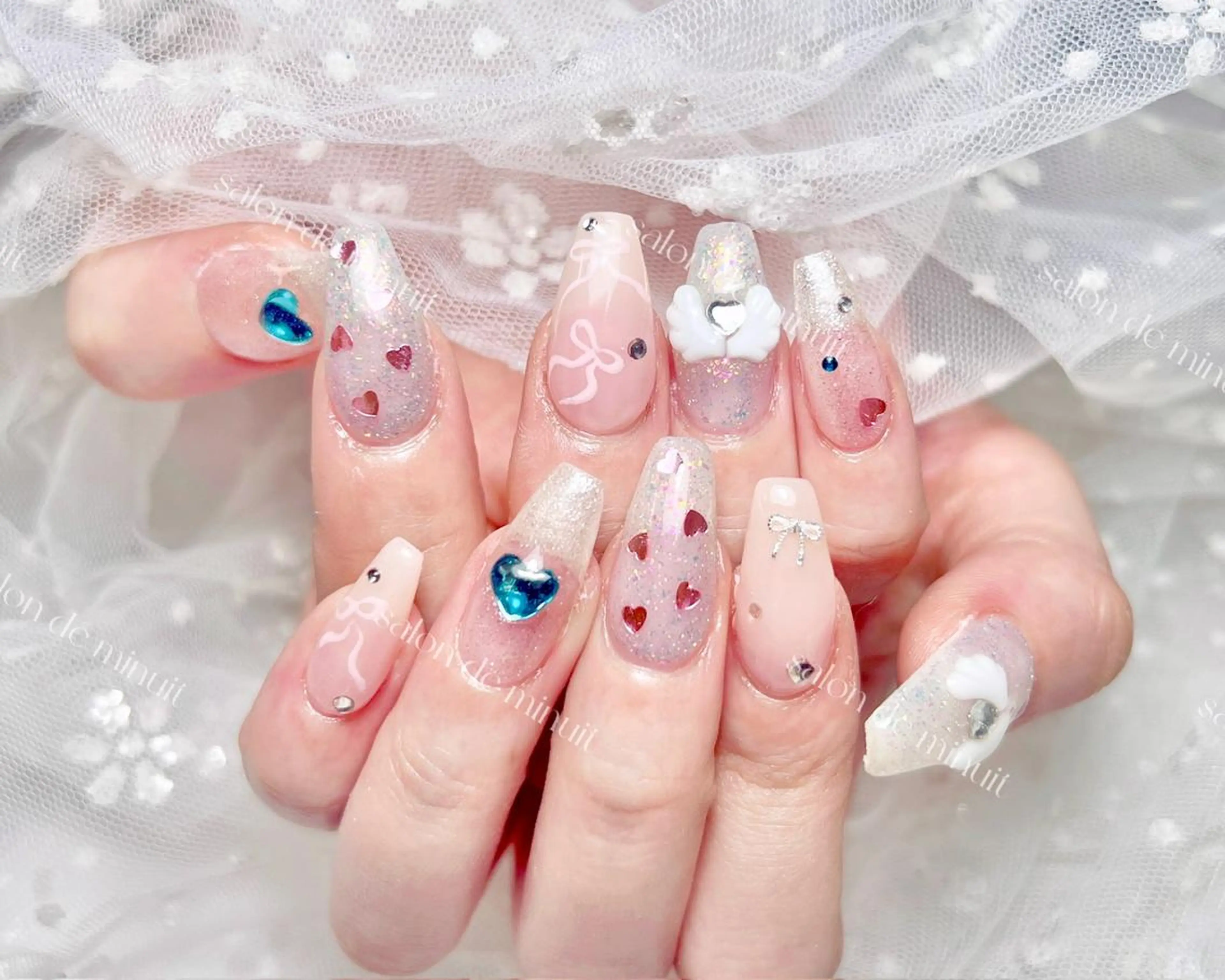 ネイル Salon de Minuit🦩のネイルデザイン