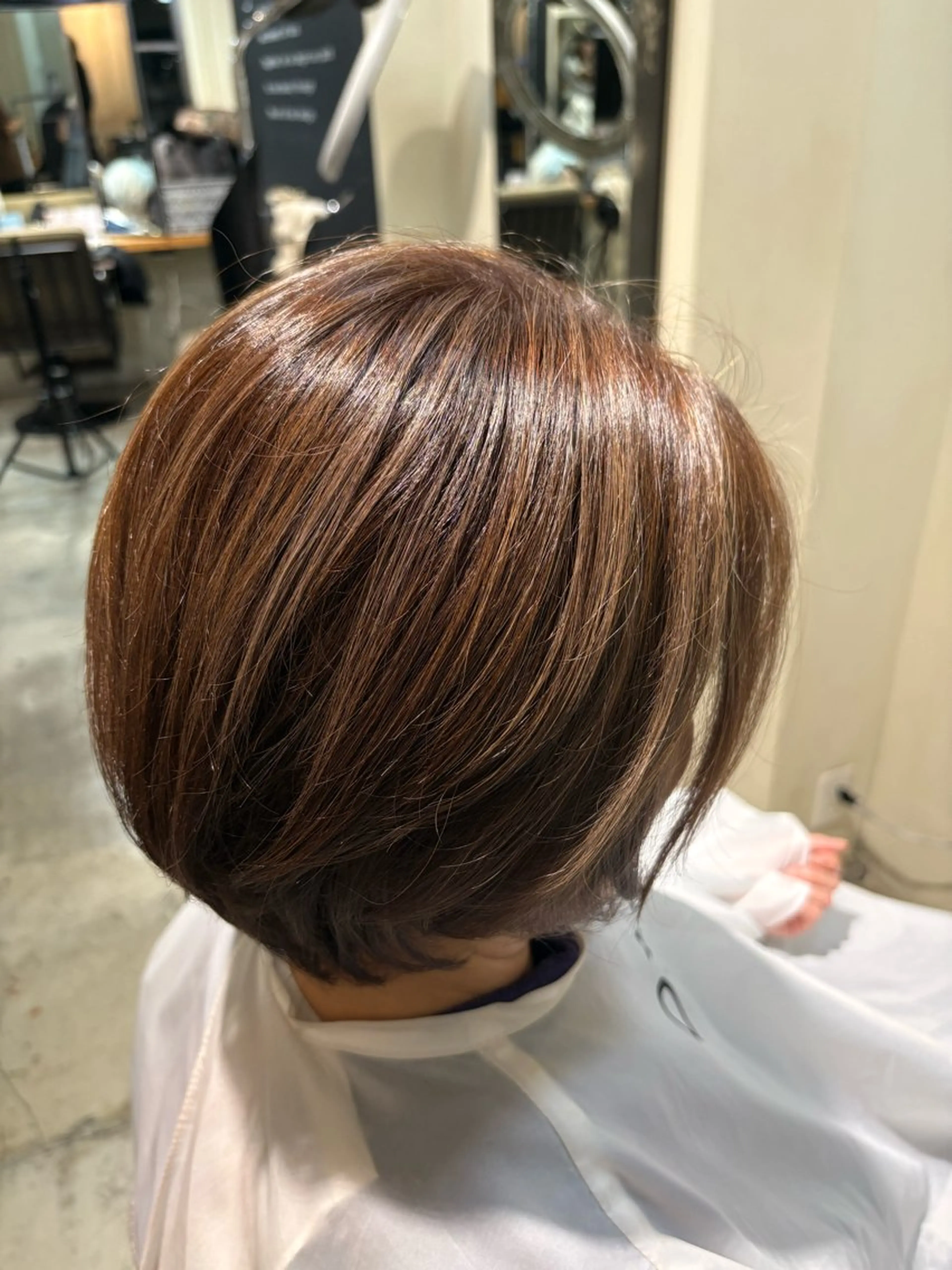 ショート カラー ハイライトカラー ハイライト ヘアカラー 深江 心咲のヘアスタイル