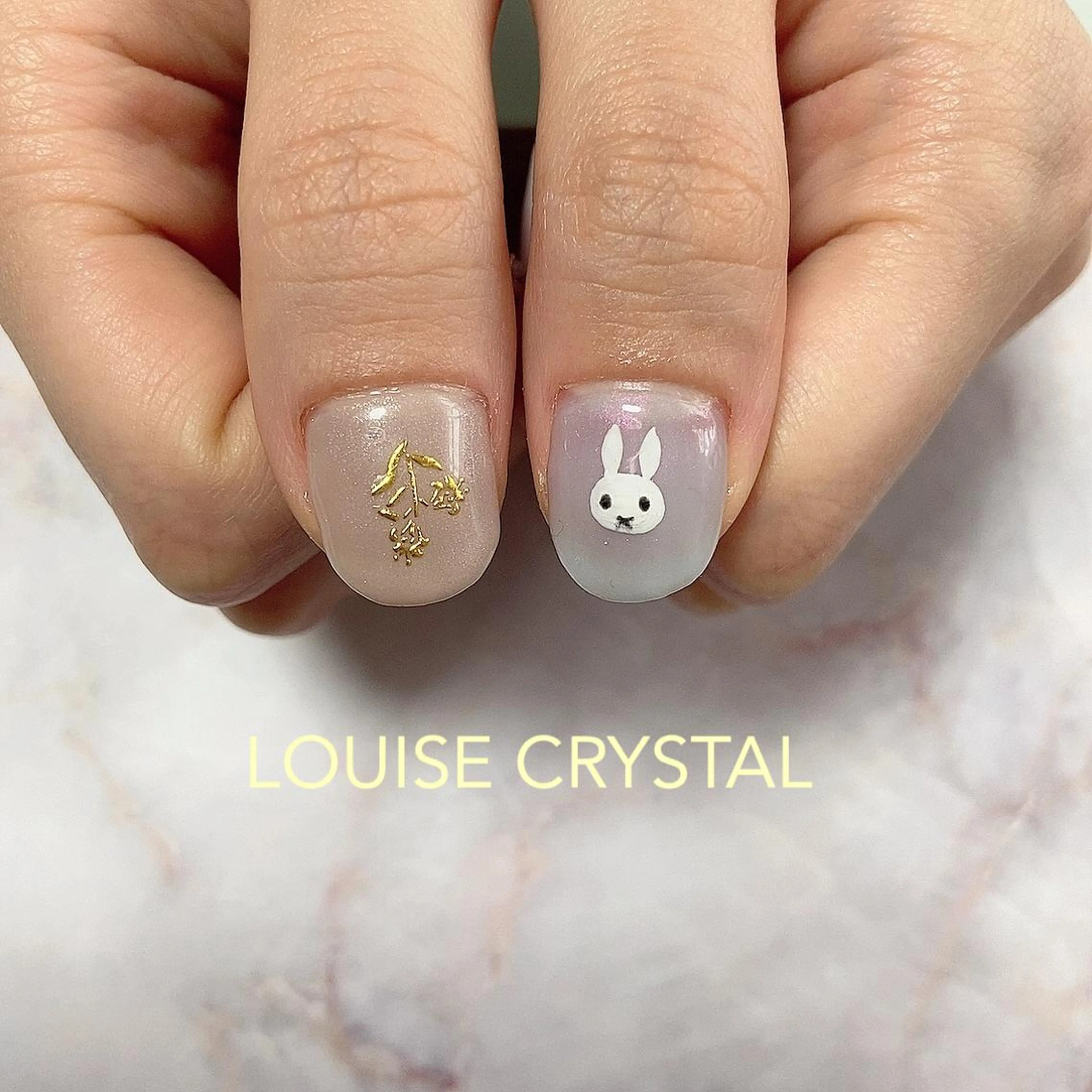 ネイル ハンドネイル LOUISE CRYSTALのネイルデザイン