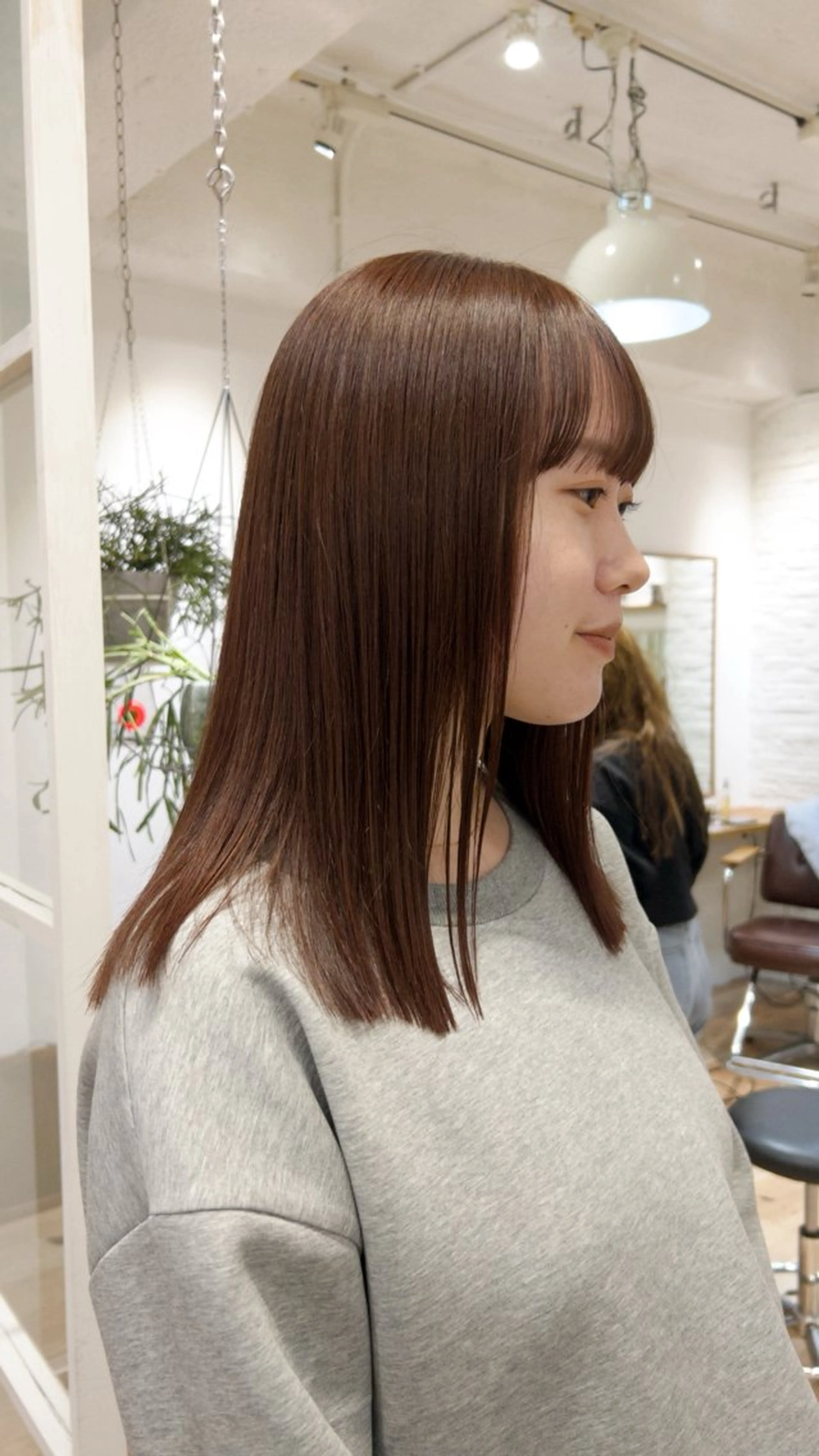 ミディアム カラー カット ヘアカラー Lomalia Moemiのヘアスタイル
