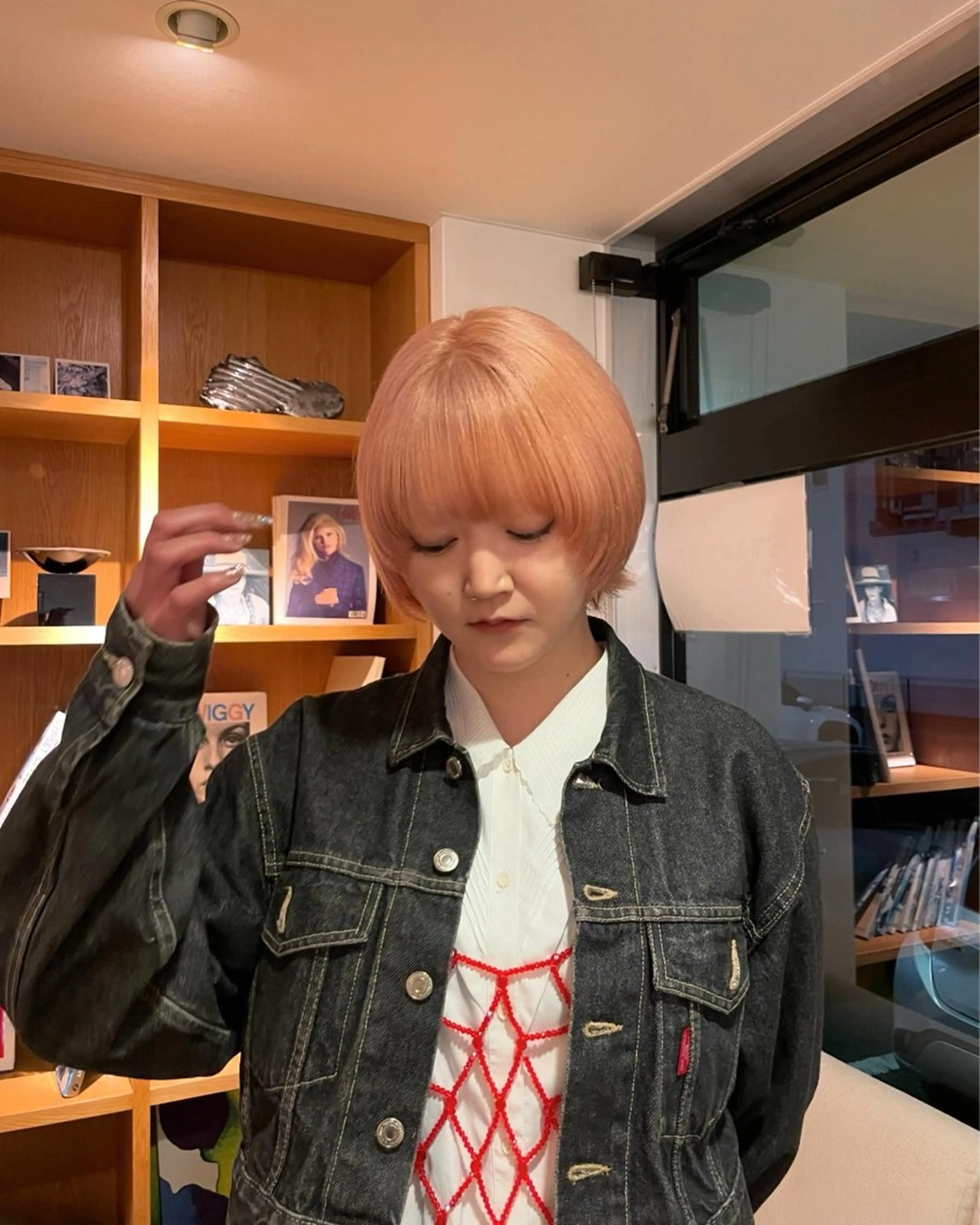 ショート カラー ONZE所属・ONZE miyuのヘアスタイル