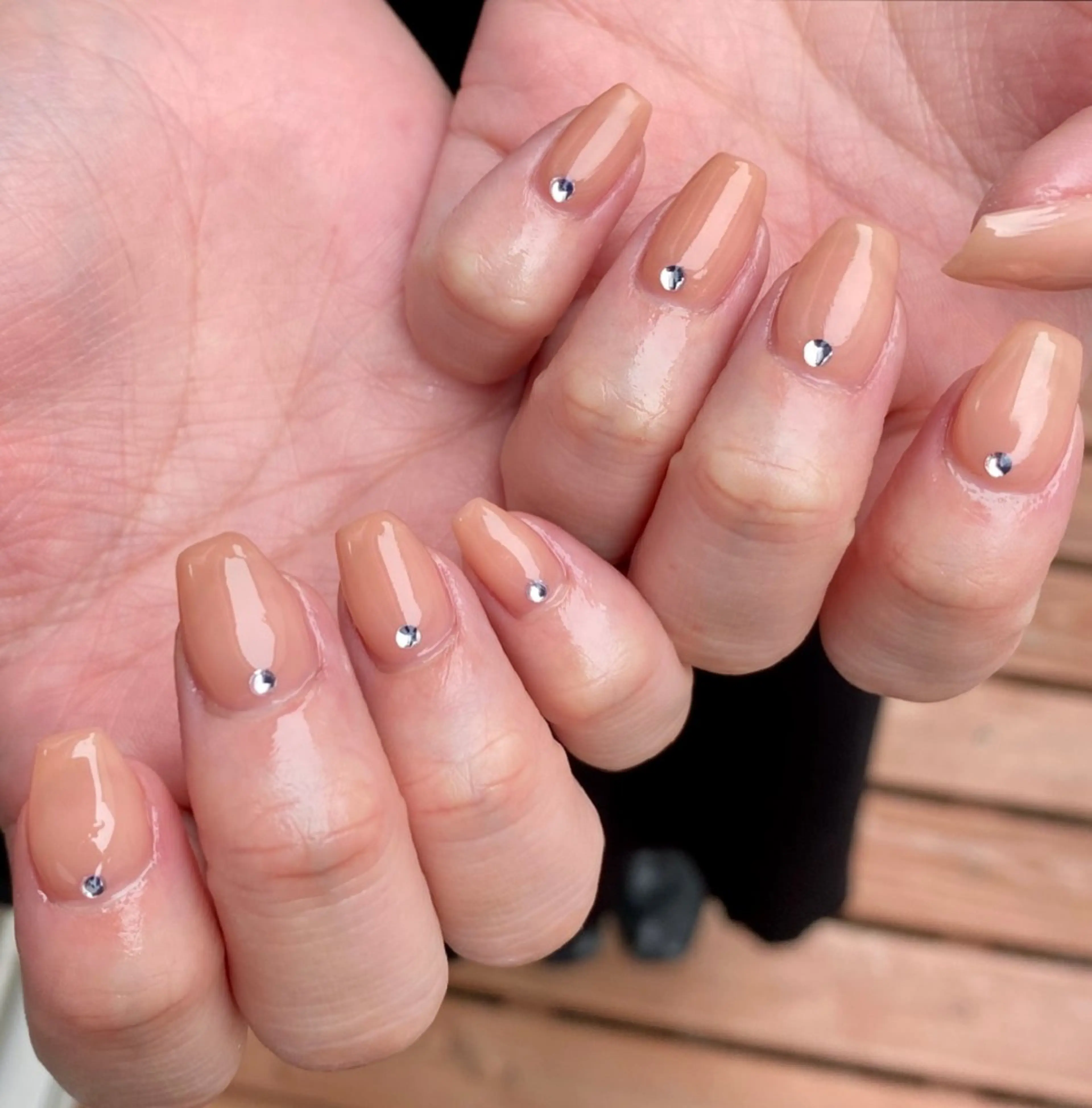 ネイル ストーンネイル ハンドネイル Miley nailのネイルデザイン