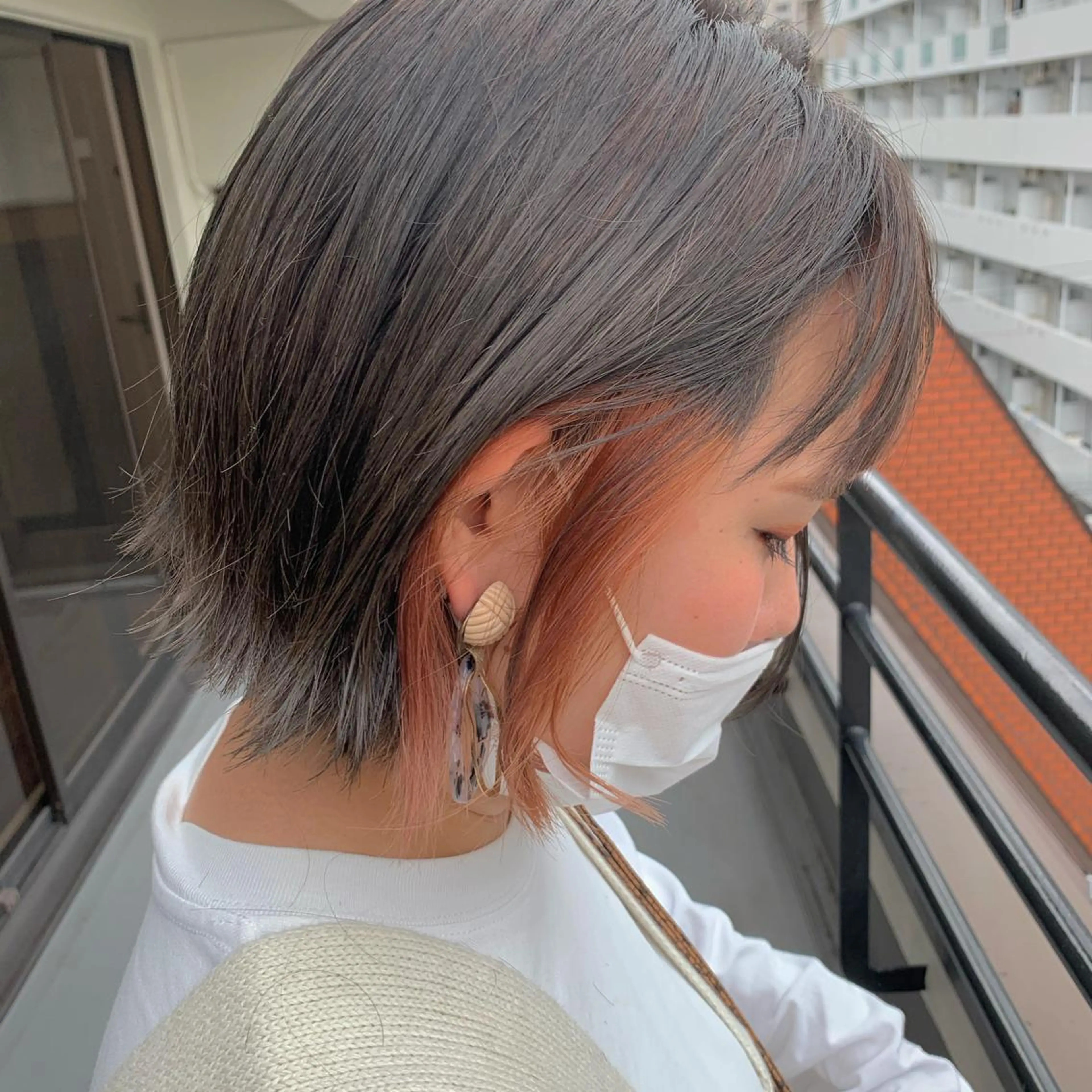 ショート カラー アディクシーカラー アッシュ バレイヤージュ ミストバング ベージュカラー ヘアカラー トリートメント ヘアセット 髪質改善色素改善特化 keiのヘアスタイル