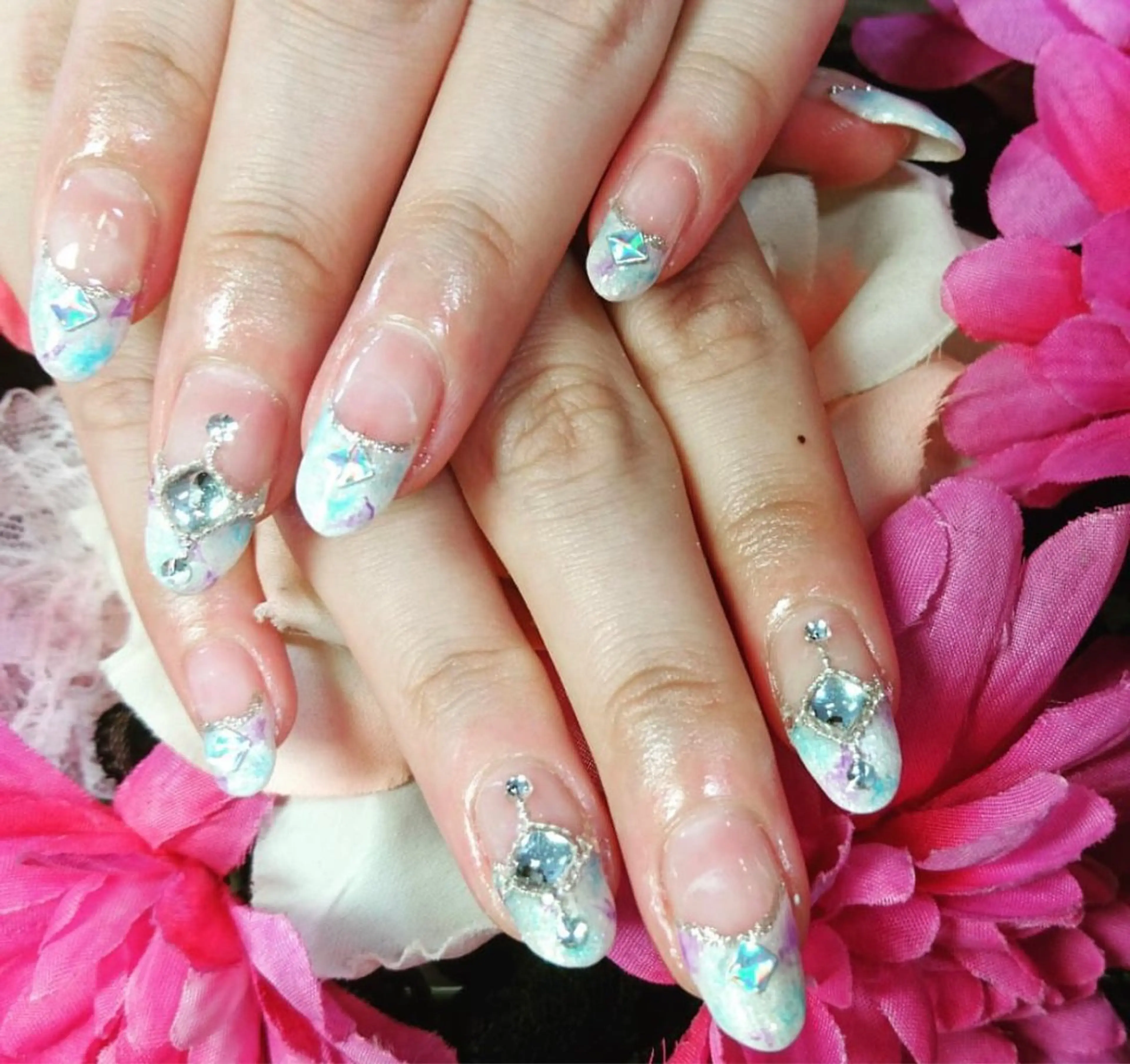 ネイル eyenailist NANAのネイルデザイン
