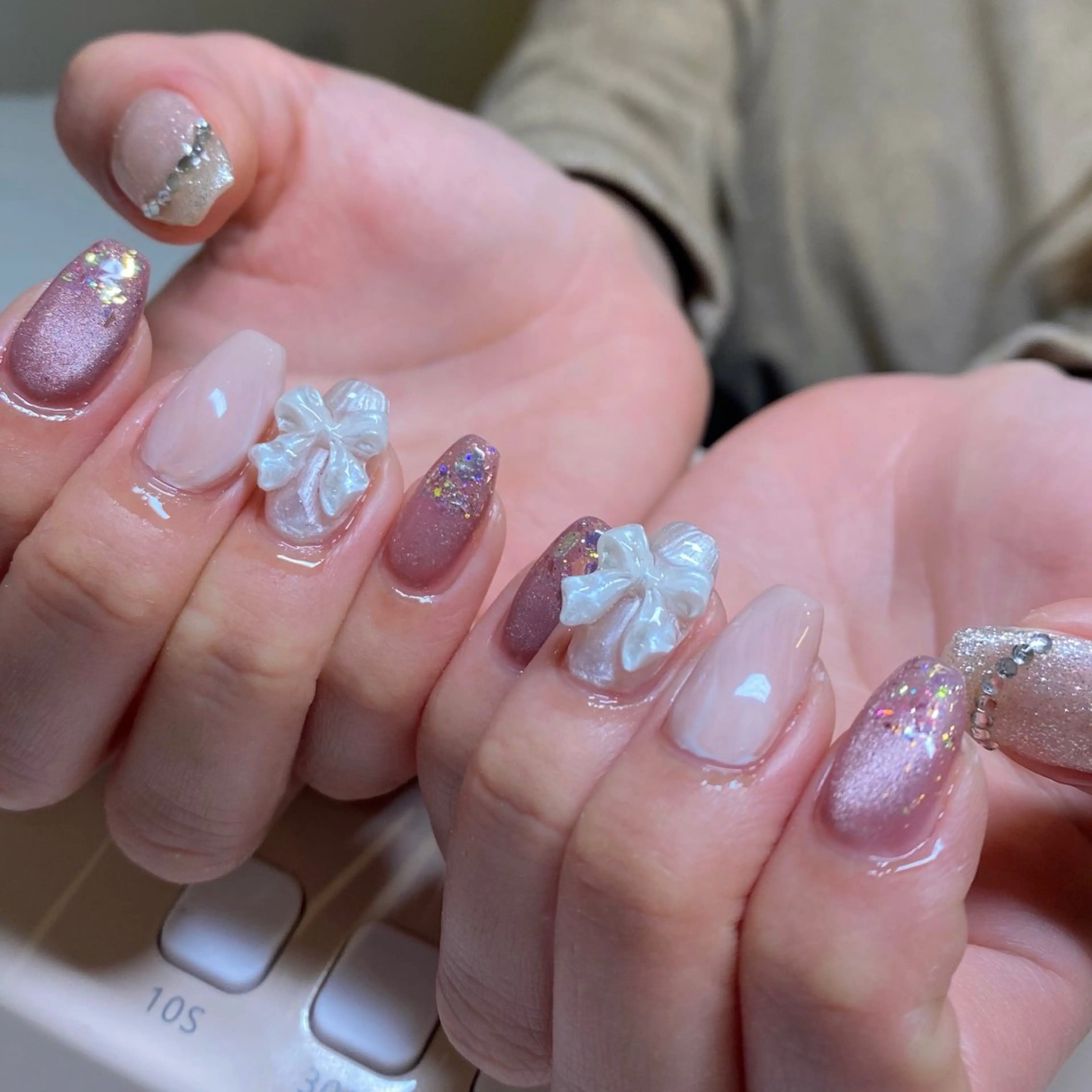 ネイル ガーリー 韓国ネイル マグネットネイル ピンク リボン nail amuseのネイルデザイン