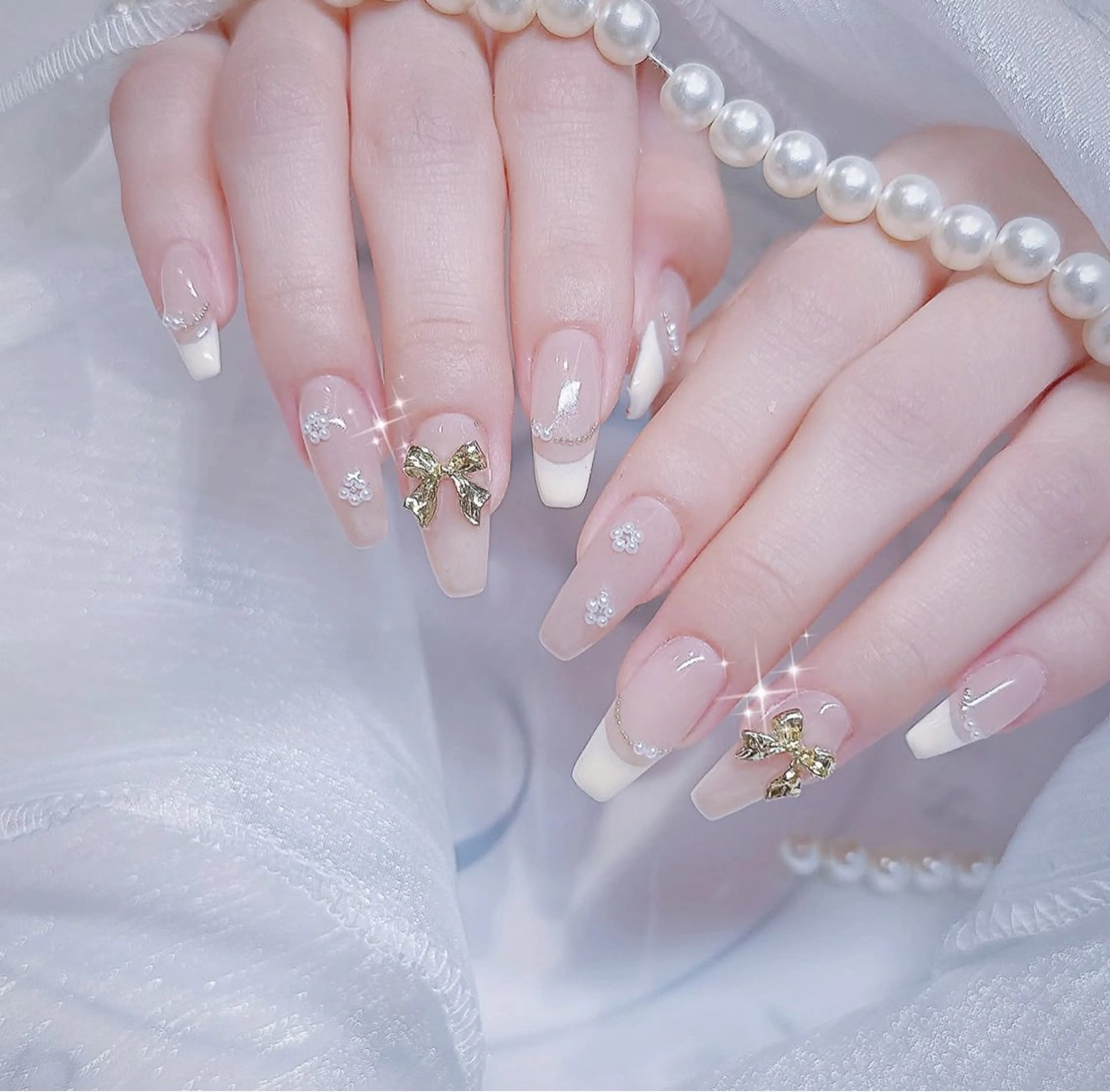 ネイル フラッシュネイル フレンチネイル グラデーション キラキラネイル 韓国ネイル ハンドネイル rina nailのネイルデザイン