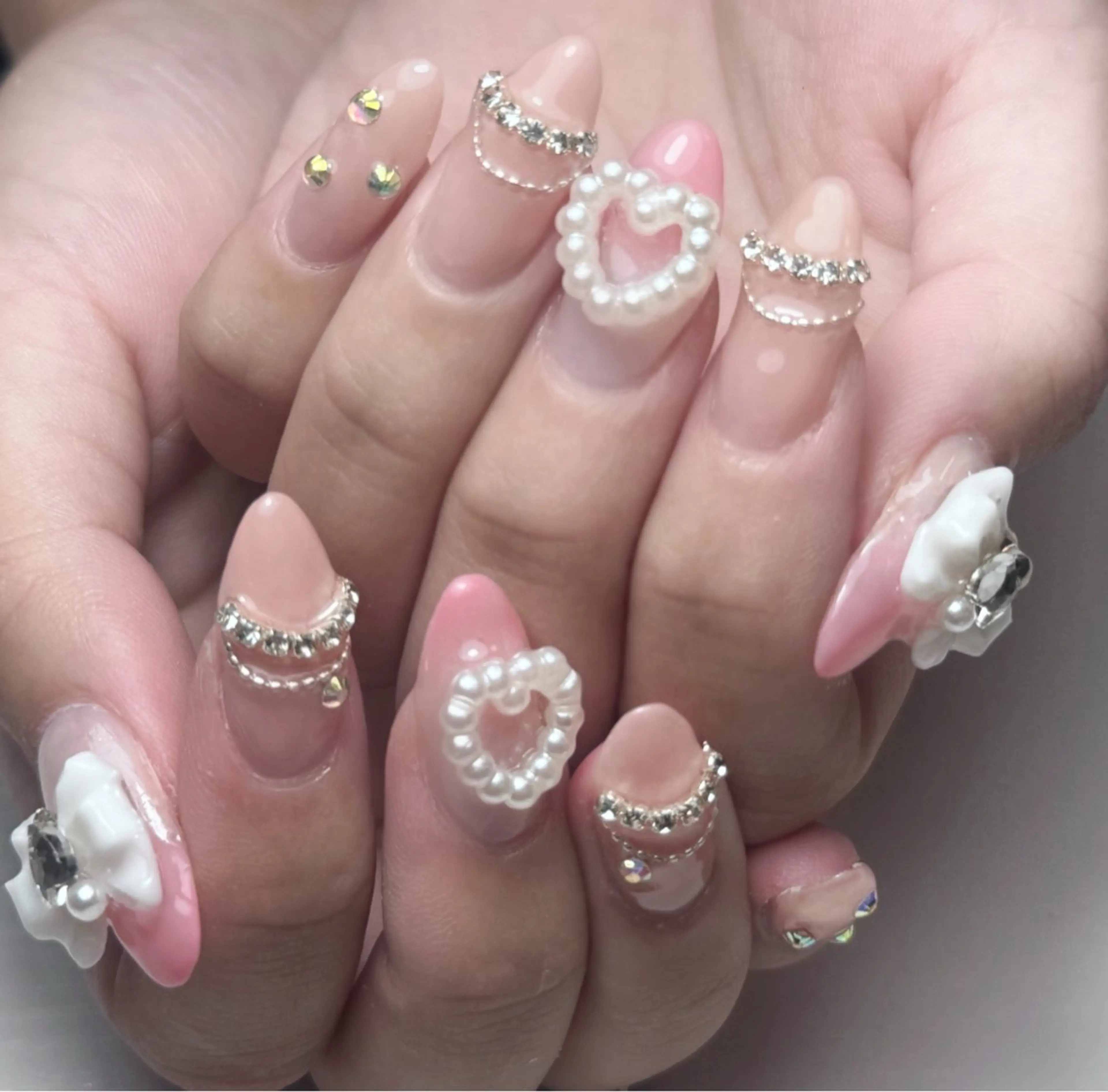 ネイル ピンク ハンドネイル 土屋 萌笑のネイルデザイン