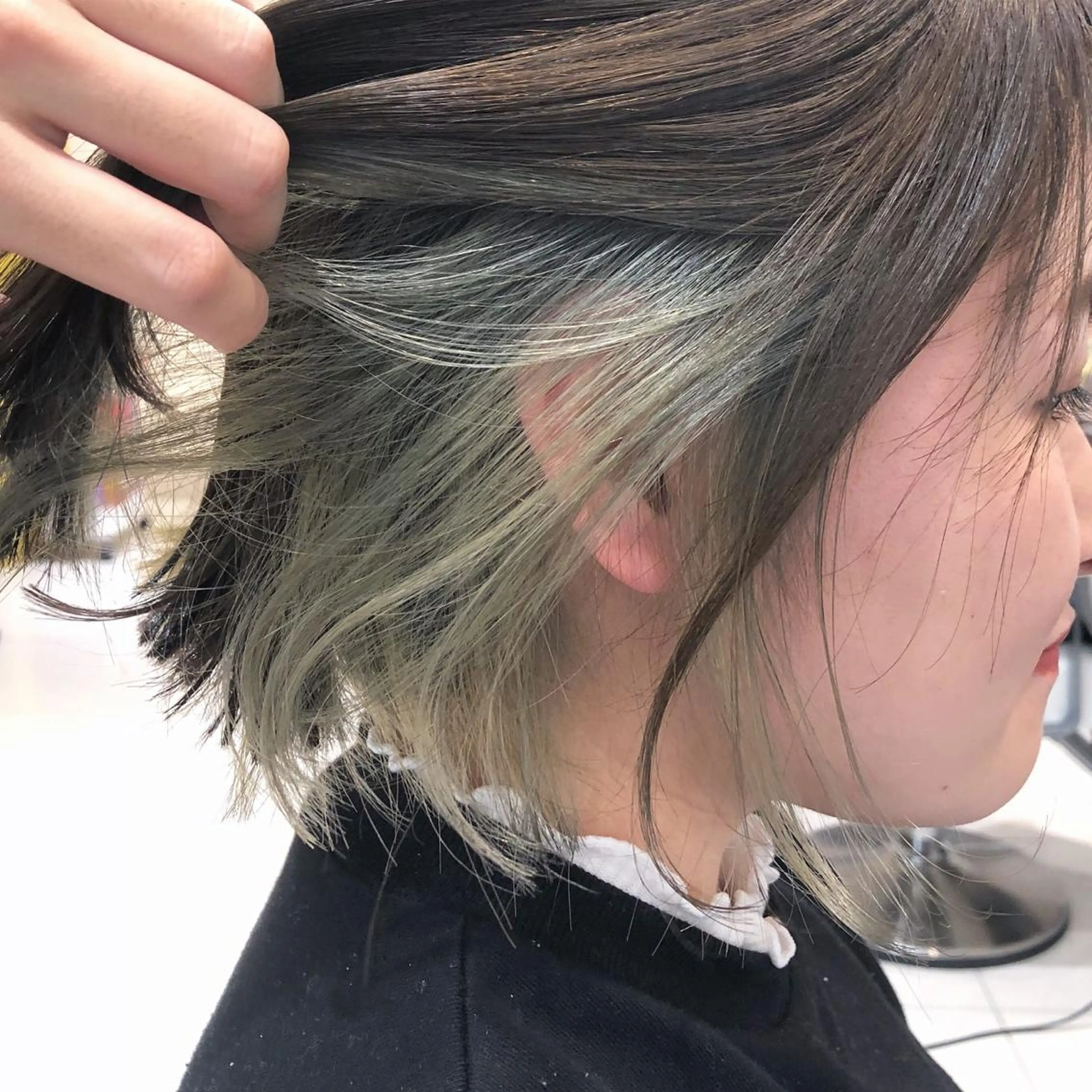 ミディアム アッシュ ヘアカラー sano sayakaのヘアスタイル
