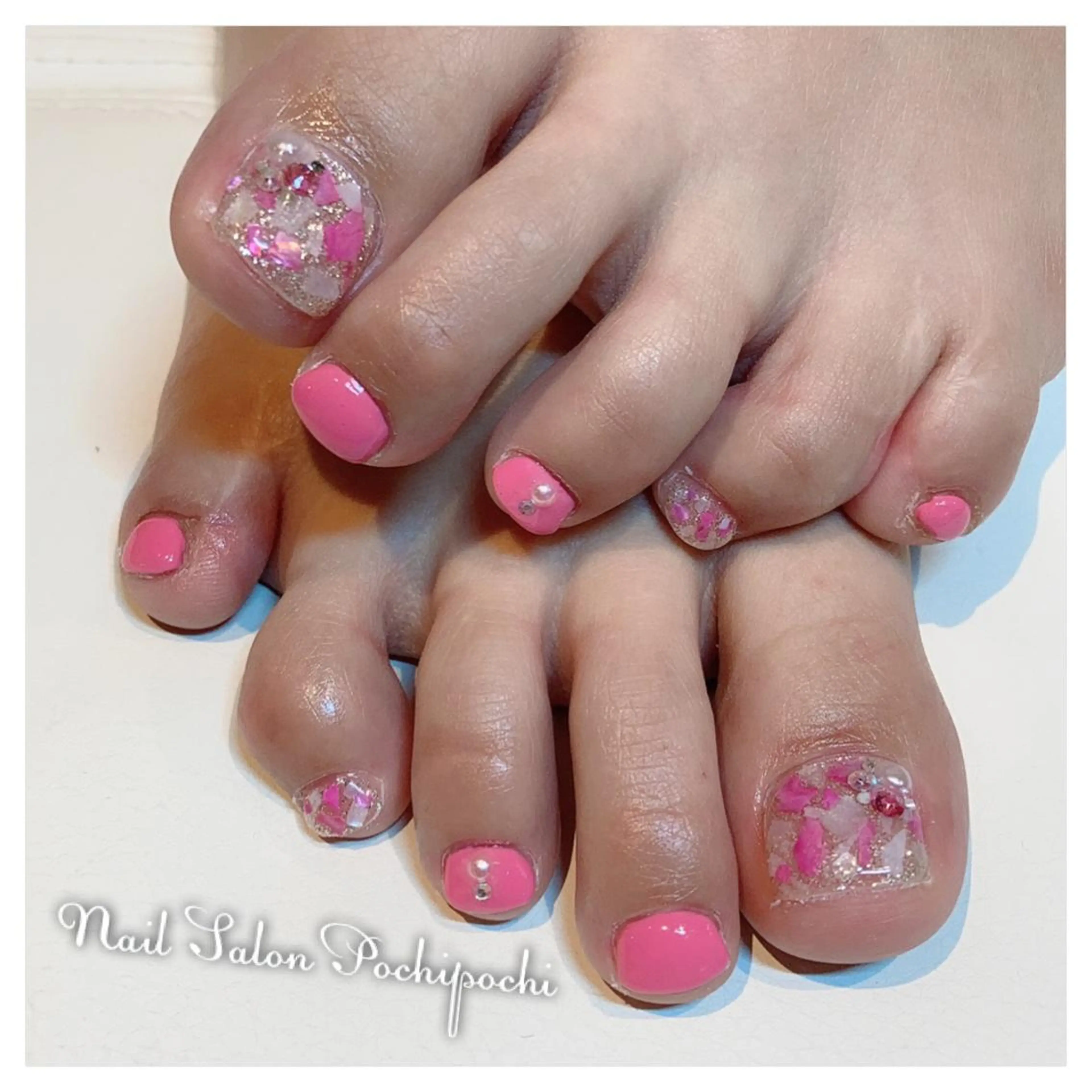 ネイル フットネイル ジェルネイル ワンカラーネイル ピンク 夏ネイル Nail Salon Mahaloのネイルデザイン