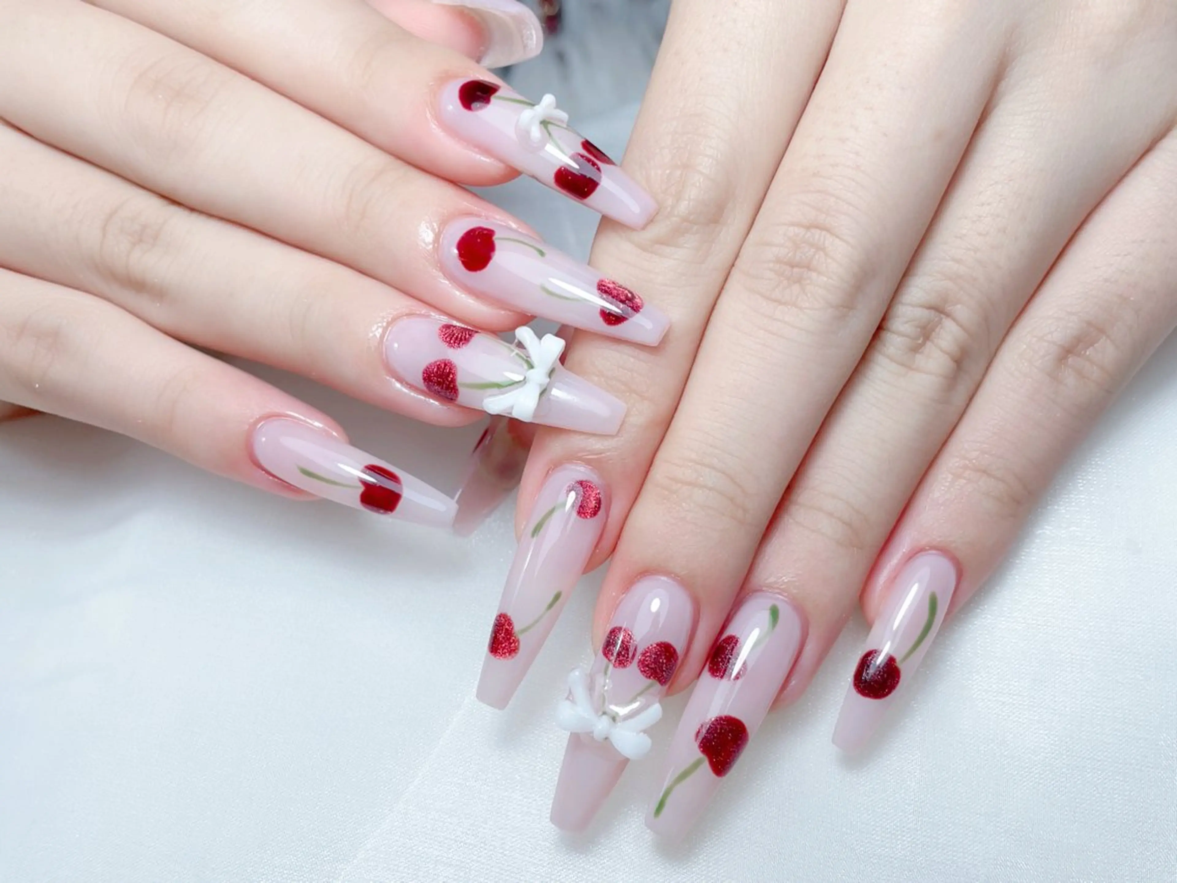 ネイル 🎀Ｍ nails✨ ビューティーのネイルデザイン