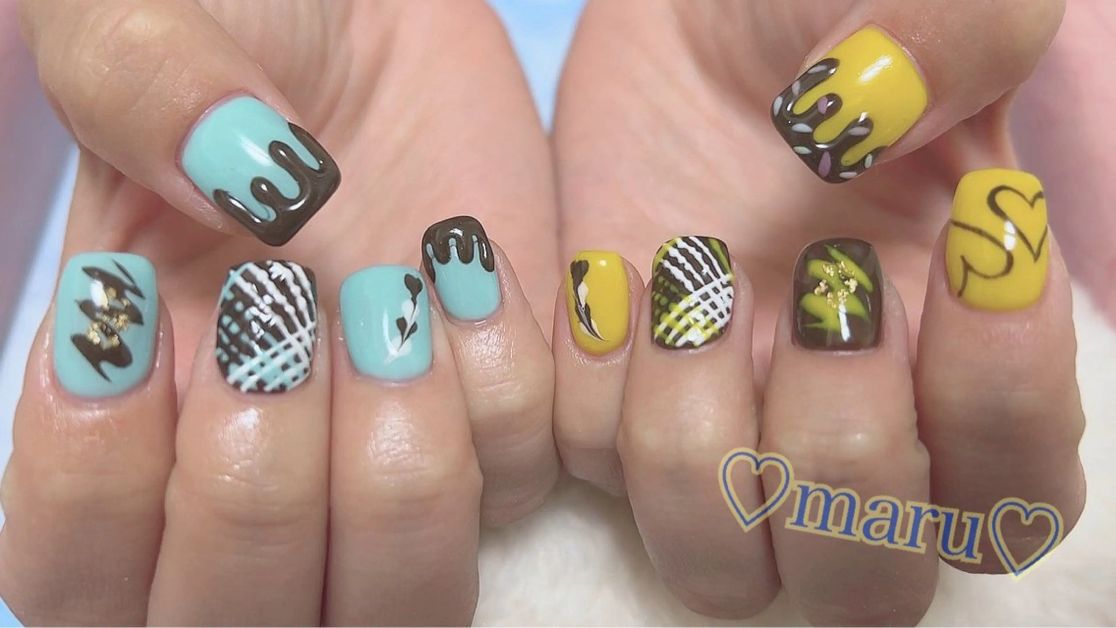 ネイル ハンドネイル フットネイル まるみ ♡のネイルデザイン