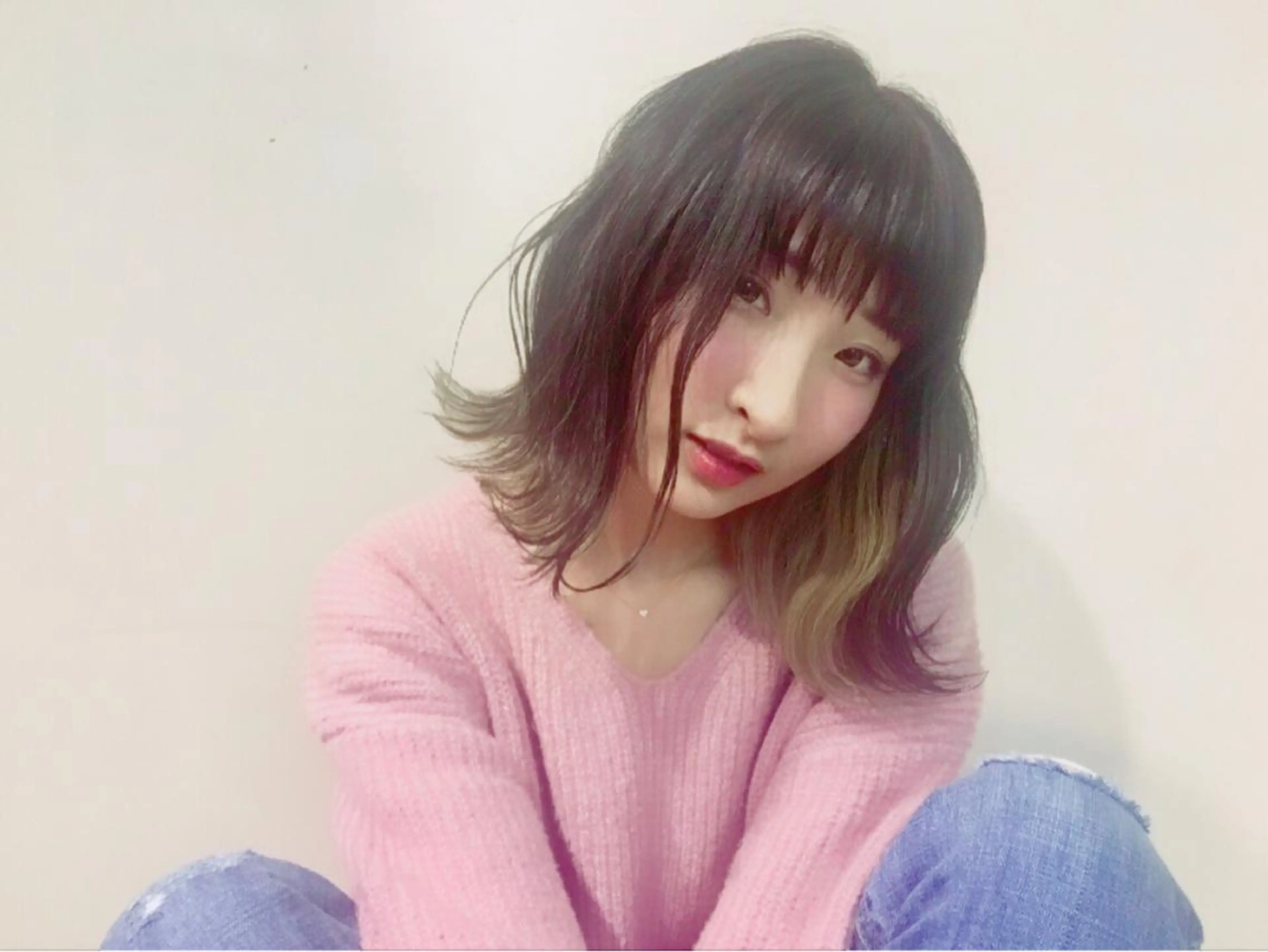 ショート ミディアム カラー インナーカラー 外ハネヘア カット ヘアカラー パーマ 縮毛矯正 トリートメント 西本 夏美のヘアスタイル