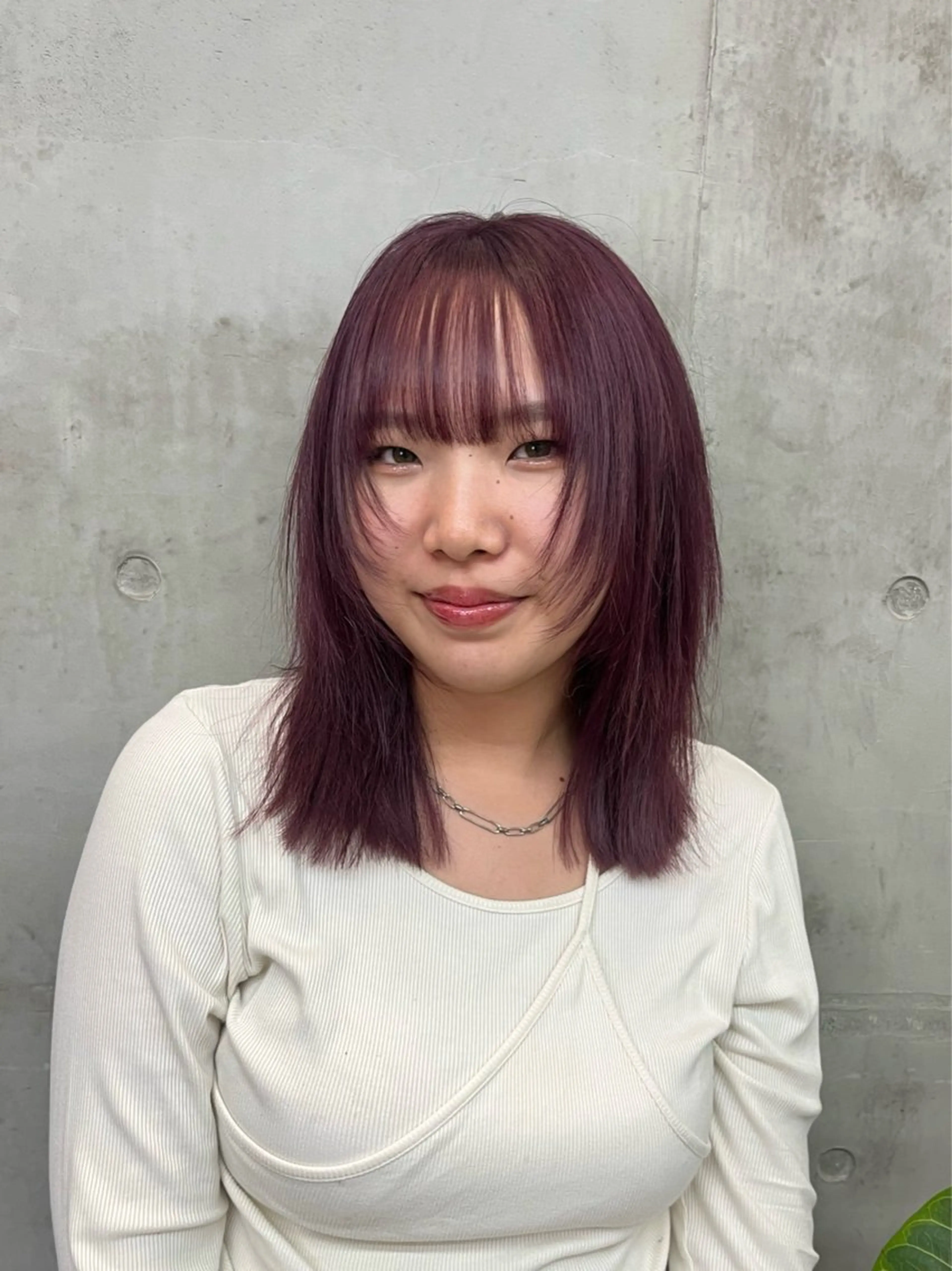 ミディアム 顔まわりレイヤー 顔周りカット レイヤーカット ヘアカラー SALT WATER所属・🫐 𝐌𝐚𝐨 🫐ボブモデル募集のヘアスタイル