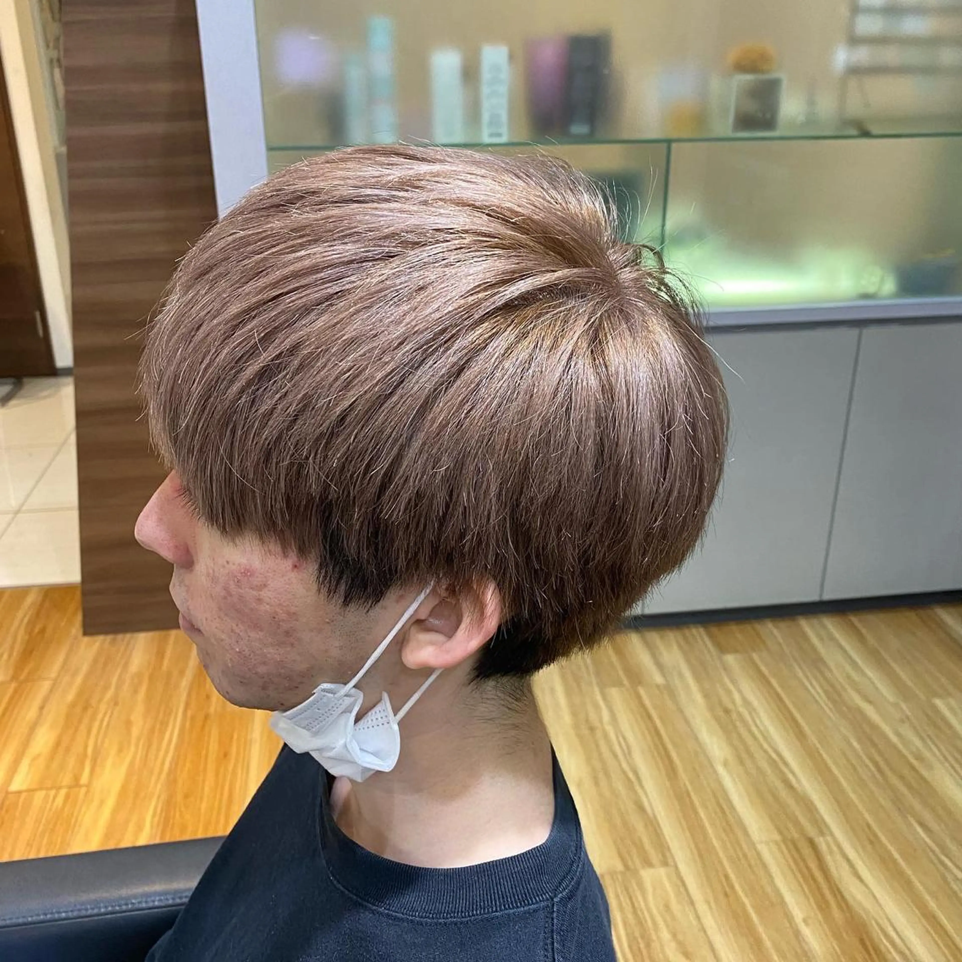 ショート カラー メンズ メンズブリーチ ベージュカラー ブリーチ ミルクティーベージュ ヘアカラー DOI   HAIR MAKE MODE所属・土井 祐之介のヘアスタイル