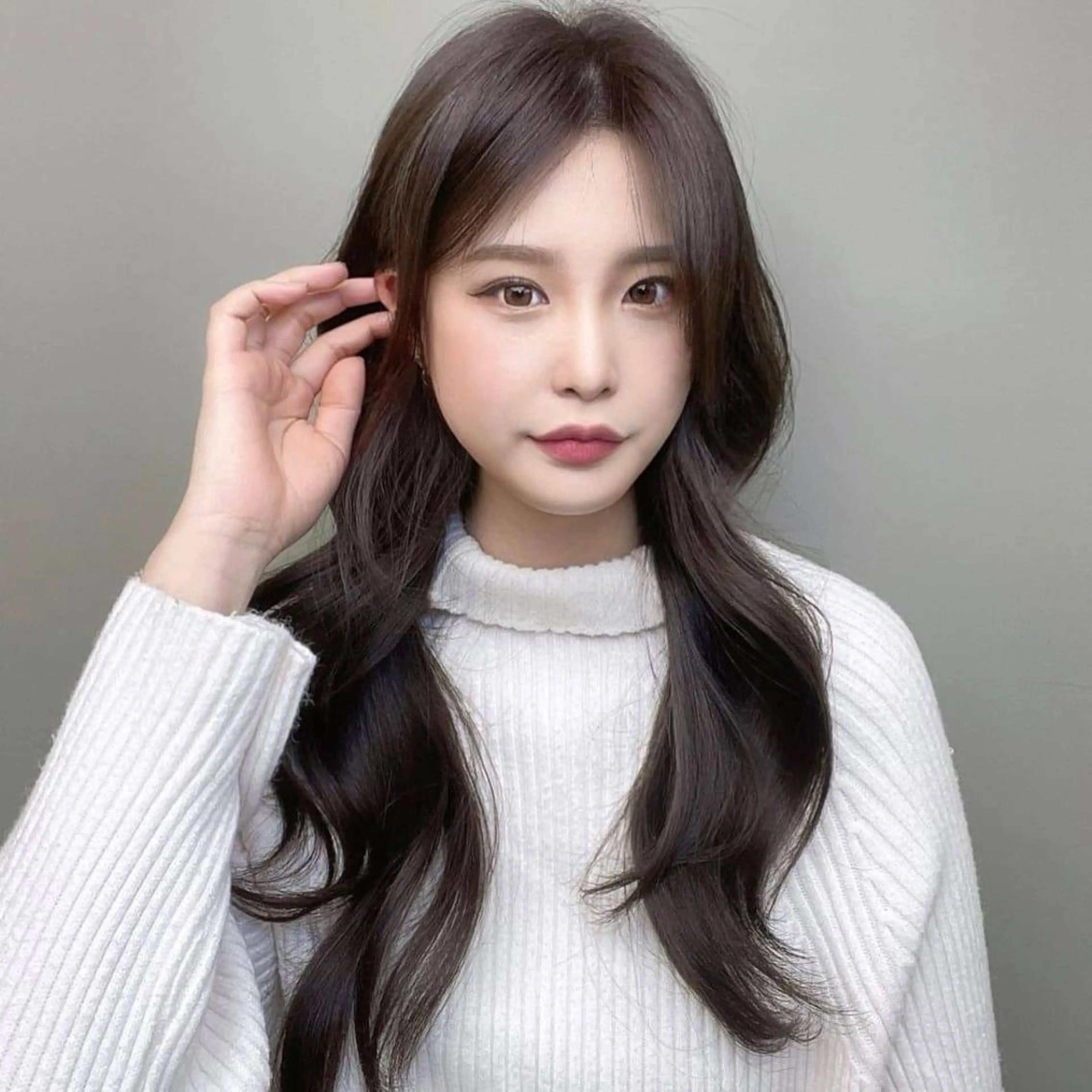 ミディアム 💍暗髪×エクステ BIZEのヘアスタイル