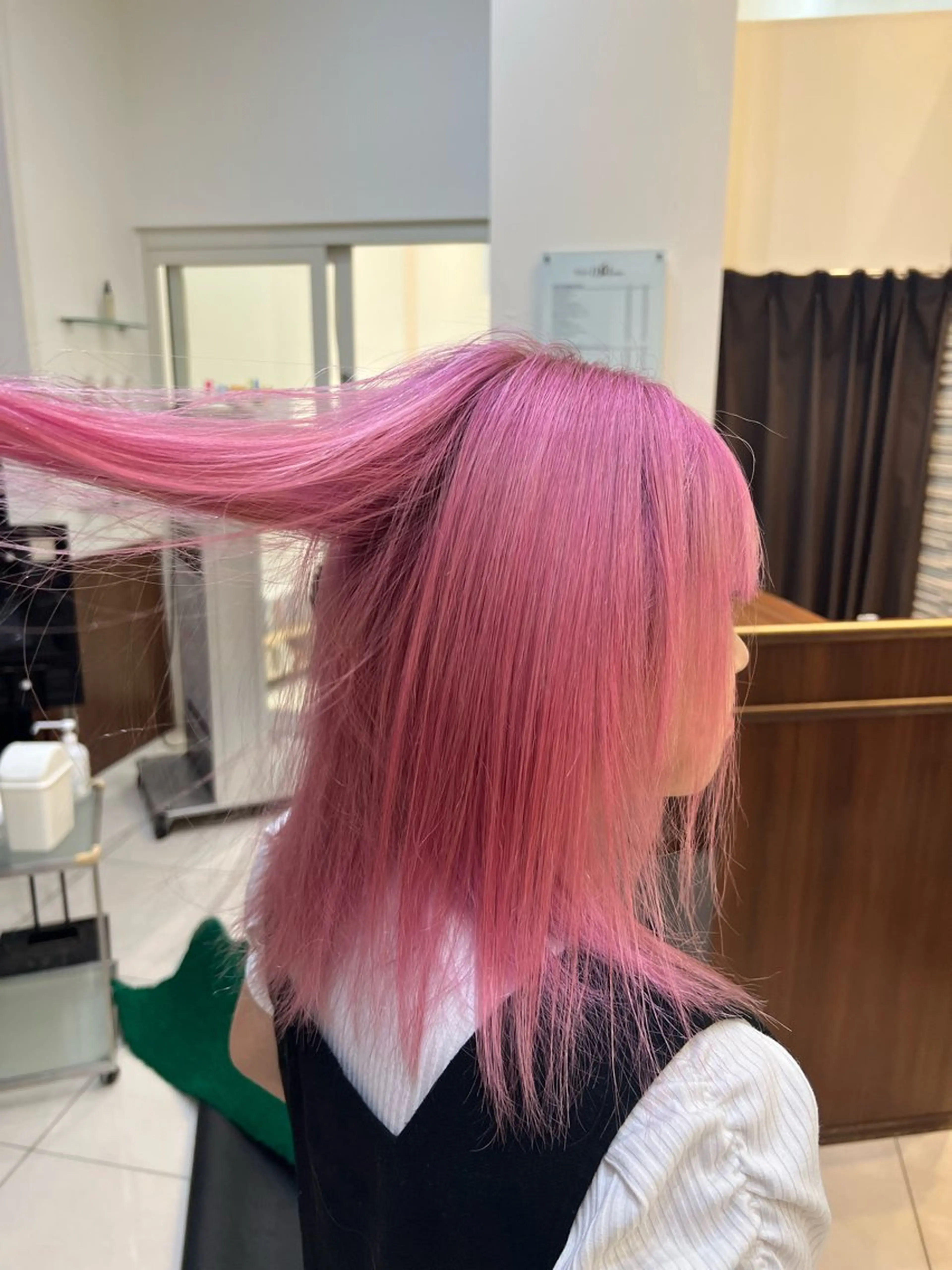セミロング カラー ピンクカラー ✨️モデル募集中✨️ 上野/神谷 冬桜弥のヘアスタイル